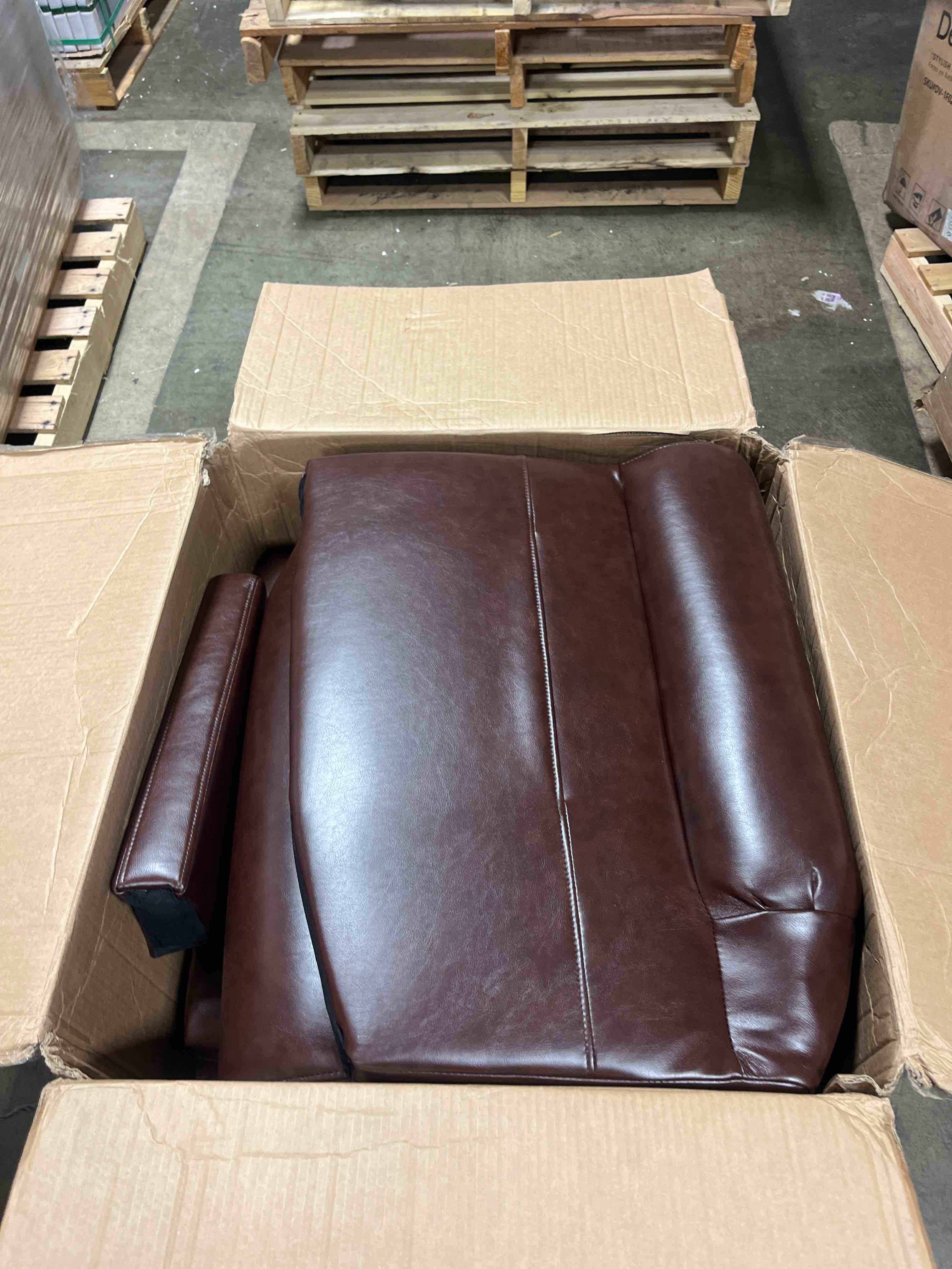 https://s3.amazonaws.com/lotting-images-prod/phillipi/PNK4409236_1776958675033.jpeg