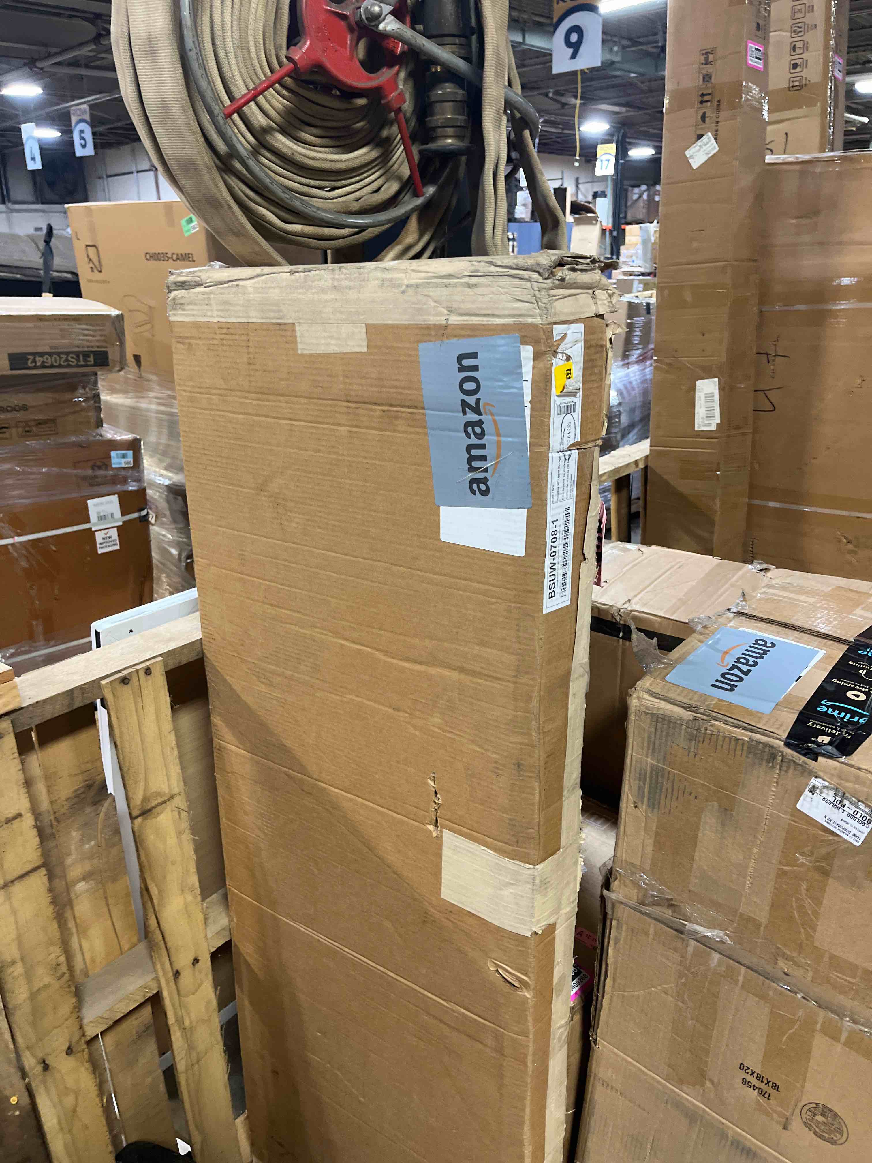 https://s3.amazonaws.com/lotting-images-prod/phillipi/PNK4409270_1777388461303.jpeg
