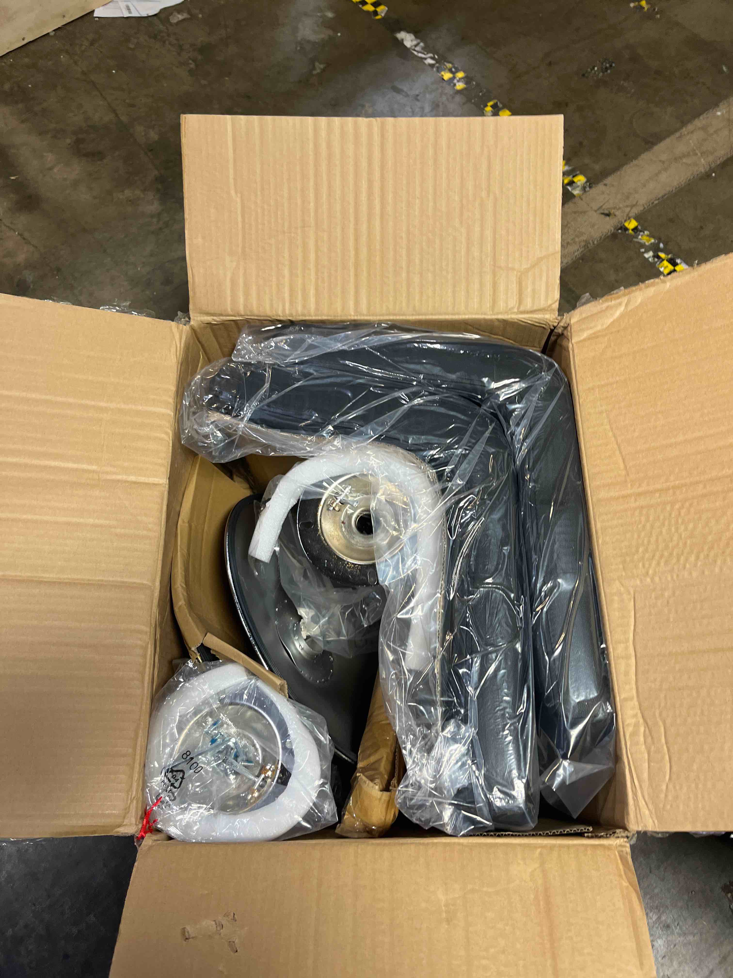 https://s3.amazonaws.com/lotting-images-prod/phillipi/PNK4409273_1777388873911.jpeg