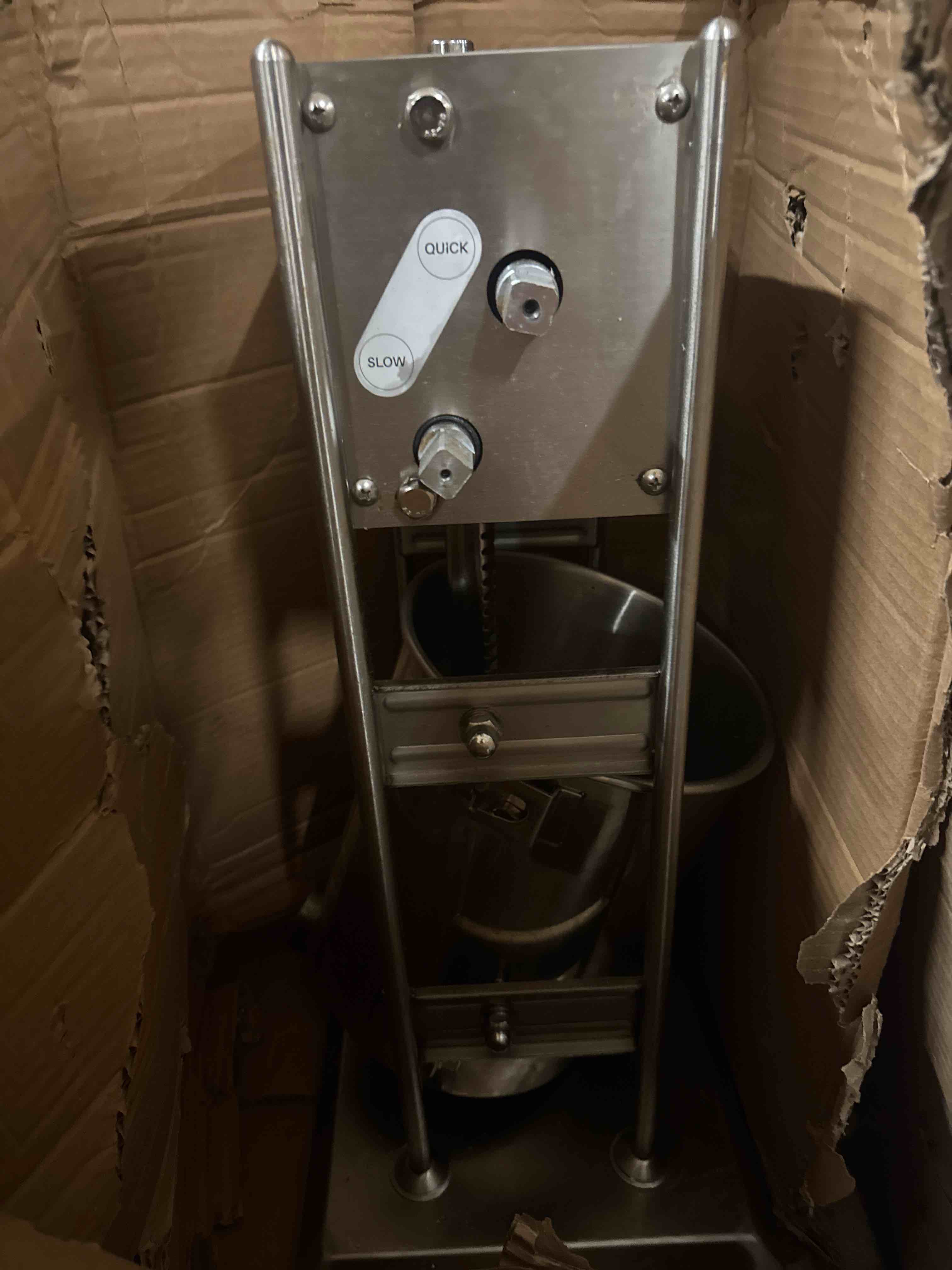 Condition photo showing Good Condition for vevor manual sausage stuffer, 22 lbs / 10 l vertical meat stuffer, dual-speed sausage casing meat filling machine, stainless steel heavy duty filler with 5 stuffing tubes, for commercial & home use