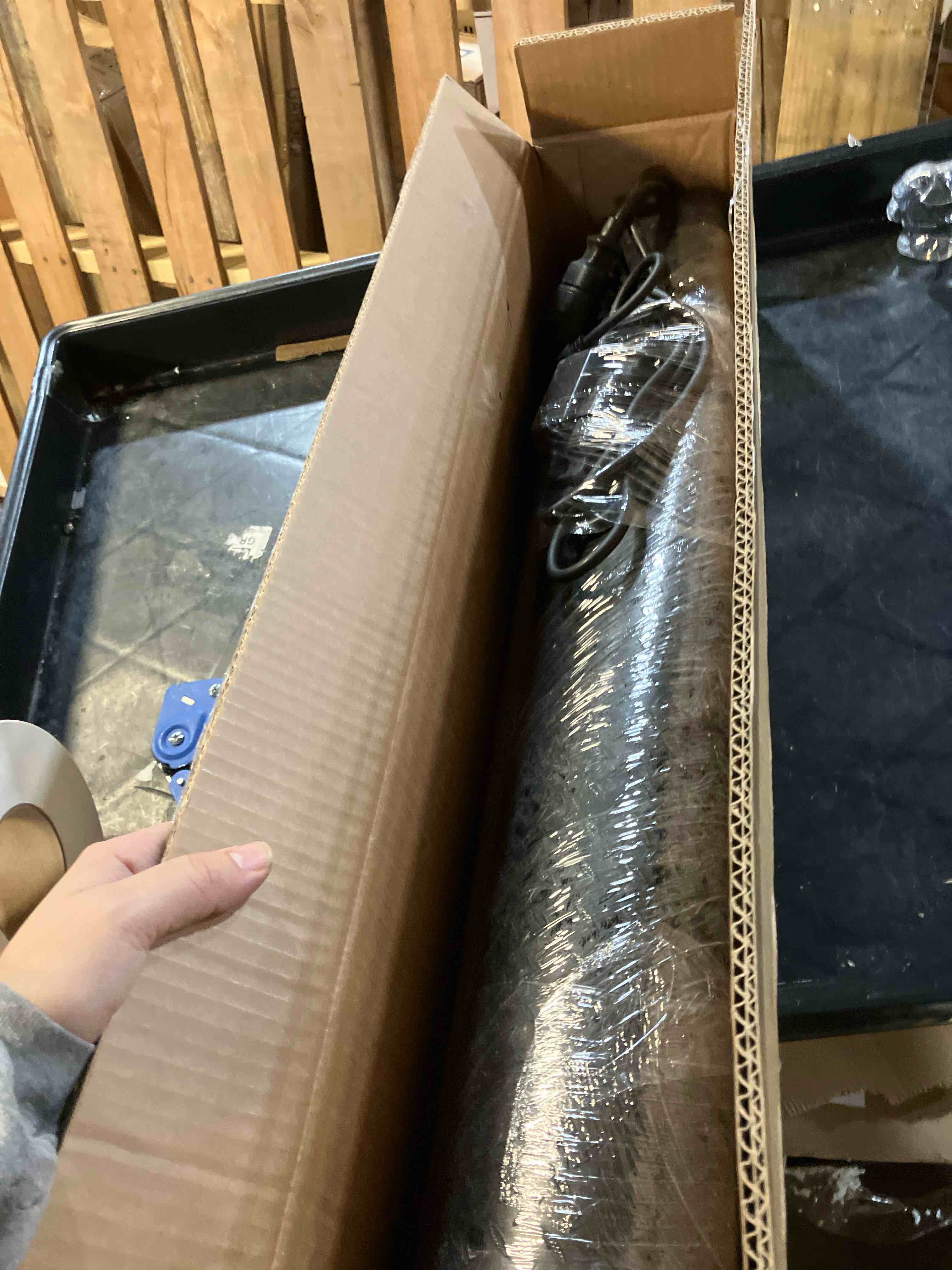 Condition photo showing New/Like New for Riakrum 2 Pcs Heated Snow Melting Mats Outdoor, 10 x 30 in Winter Anti-Slip Heated Rubber Mat for Walkways Decks and Sidewalks, Electric Snow and Ice Melting Pads Connection with 9.84 ft Power Cord 2 10 x 30 Inch