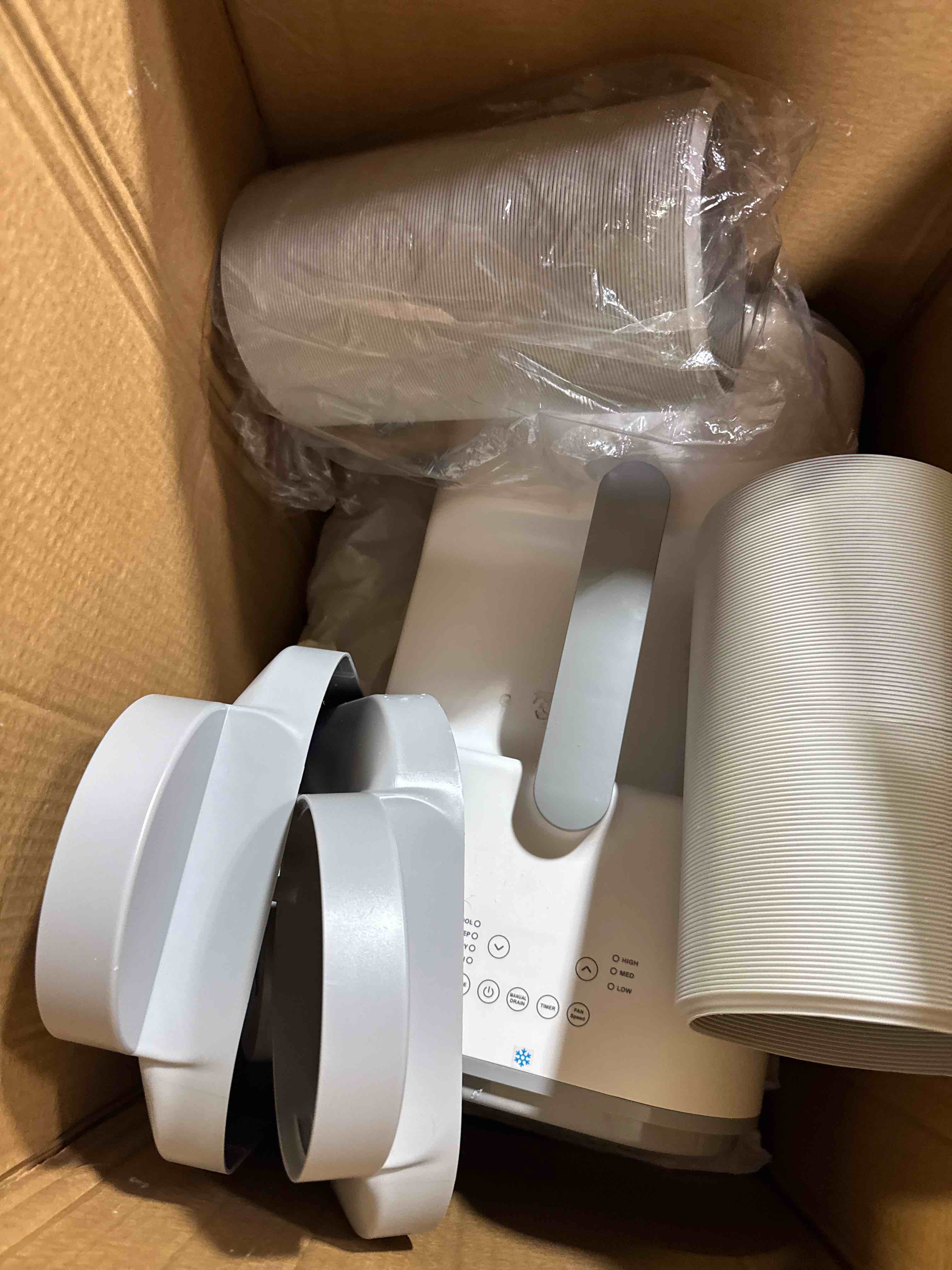 Condition photo showing Good Condition for Sitvon 4500BTU Portable Air Conditioner - Ideal for Tent, Camping, RV, Covers up to 130 Sq. Ft., Low Noise, Remote Control, Features Cooling, Fan in Compact 3-in-1 AC Unit - AC Powered.