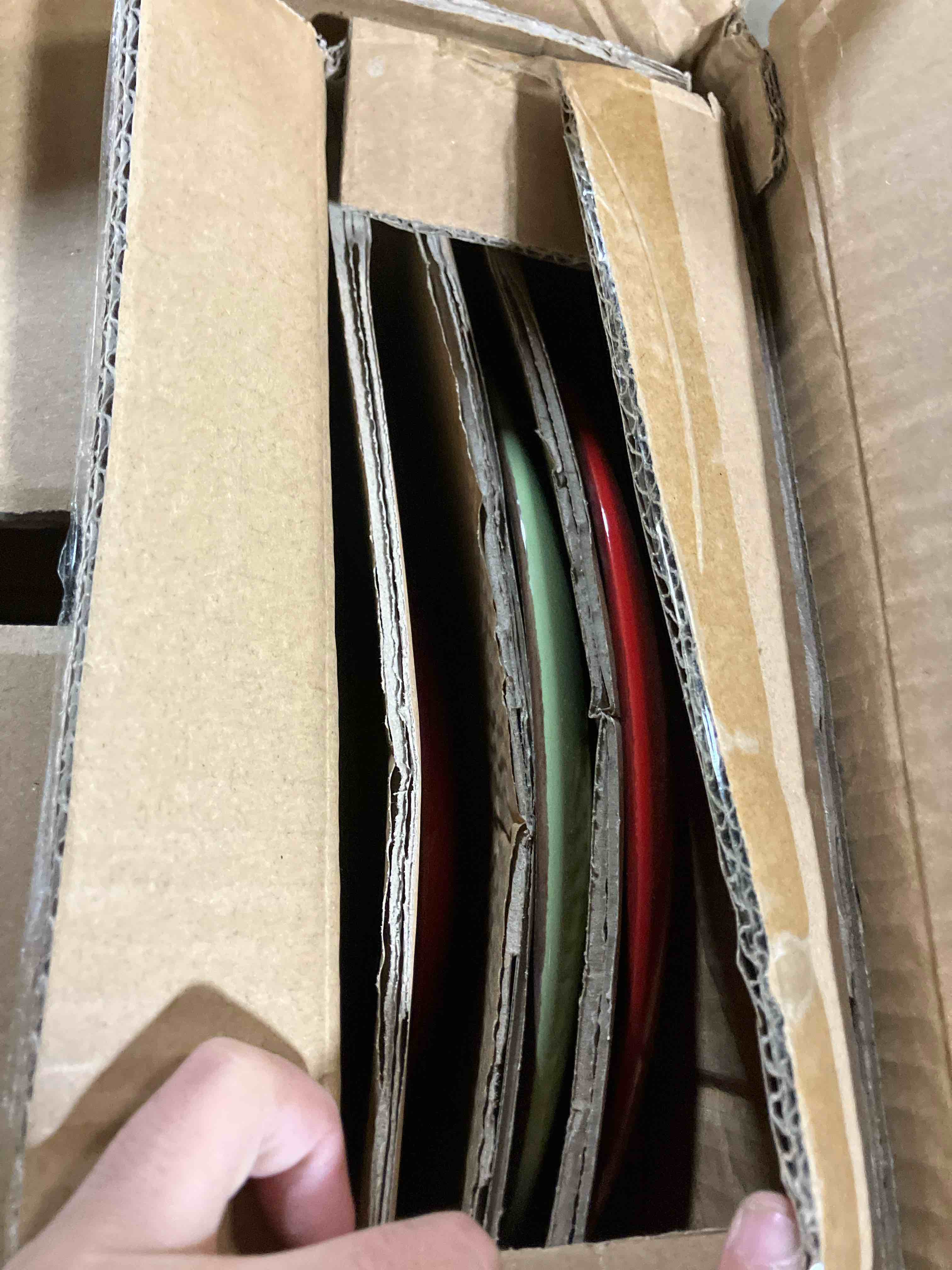 Condition photo showing New/Like New for Navia 16 Piece Dinnerware Set