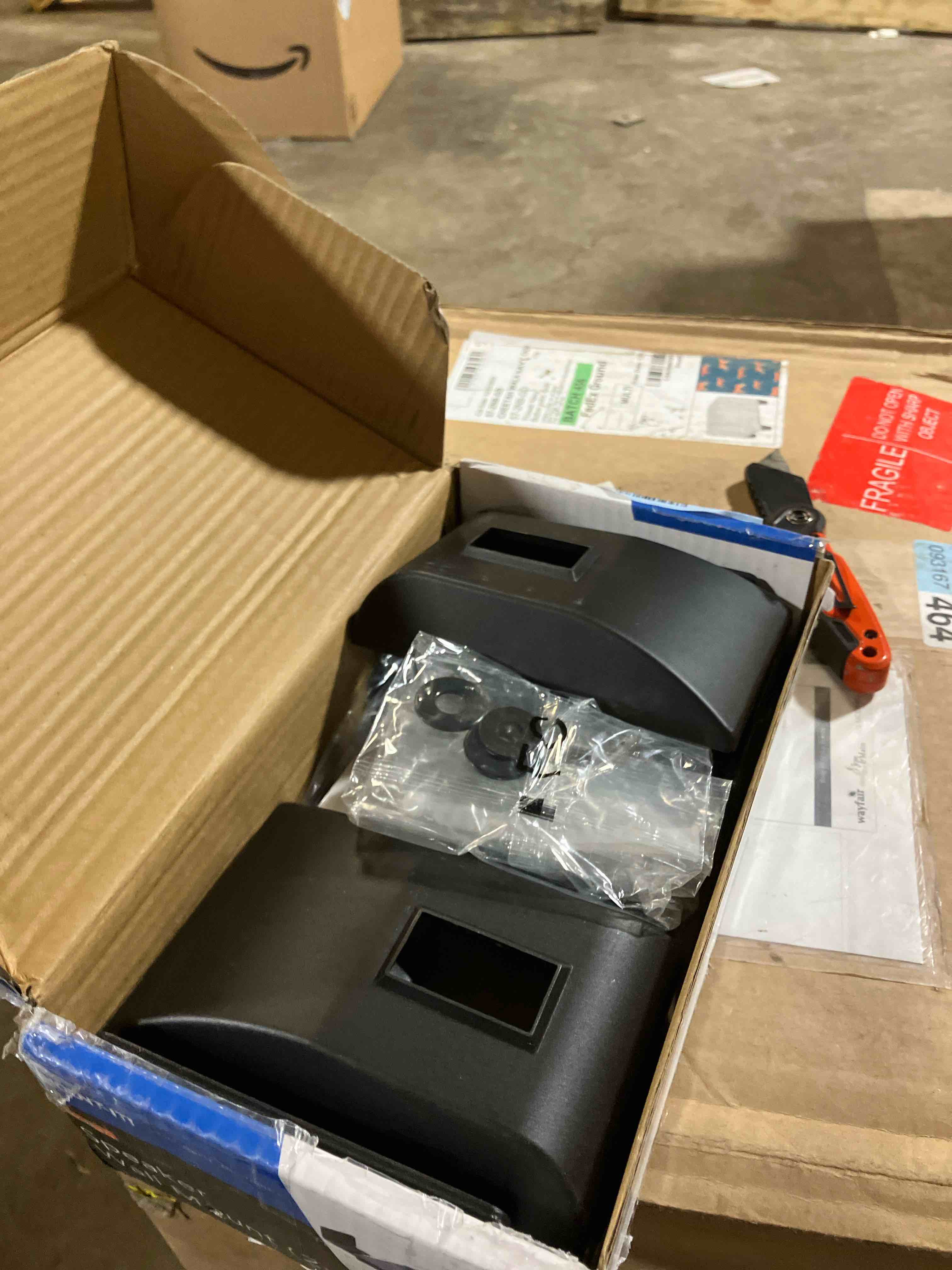 Condition photo showing Good Condition for Mount-It! Speaker Wall Mounts, Pair of Universal Side Clamping Bookshelf Speaker Mounting Brackets, Large or Small Speakers, 2 Mounts, 55 Lbs Capacity, Black (MI-SB37)