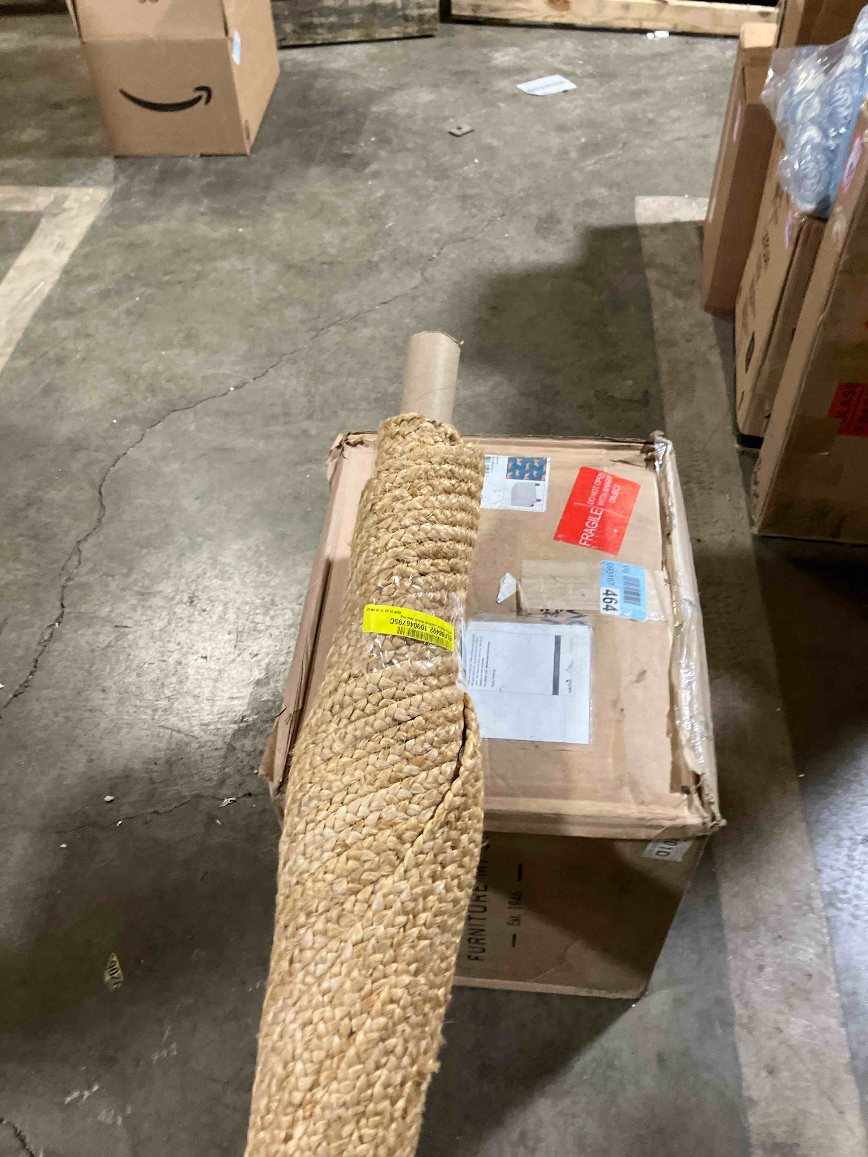 Condition photo showing Good Condition for Alexina Material Jute/Sisal Natural Area Rug 