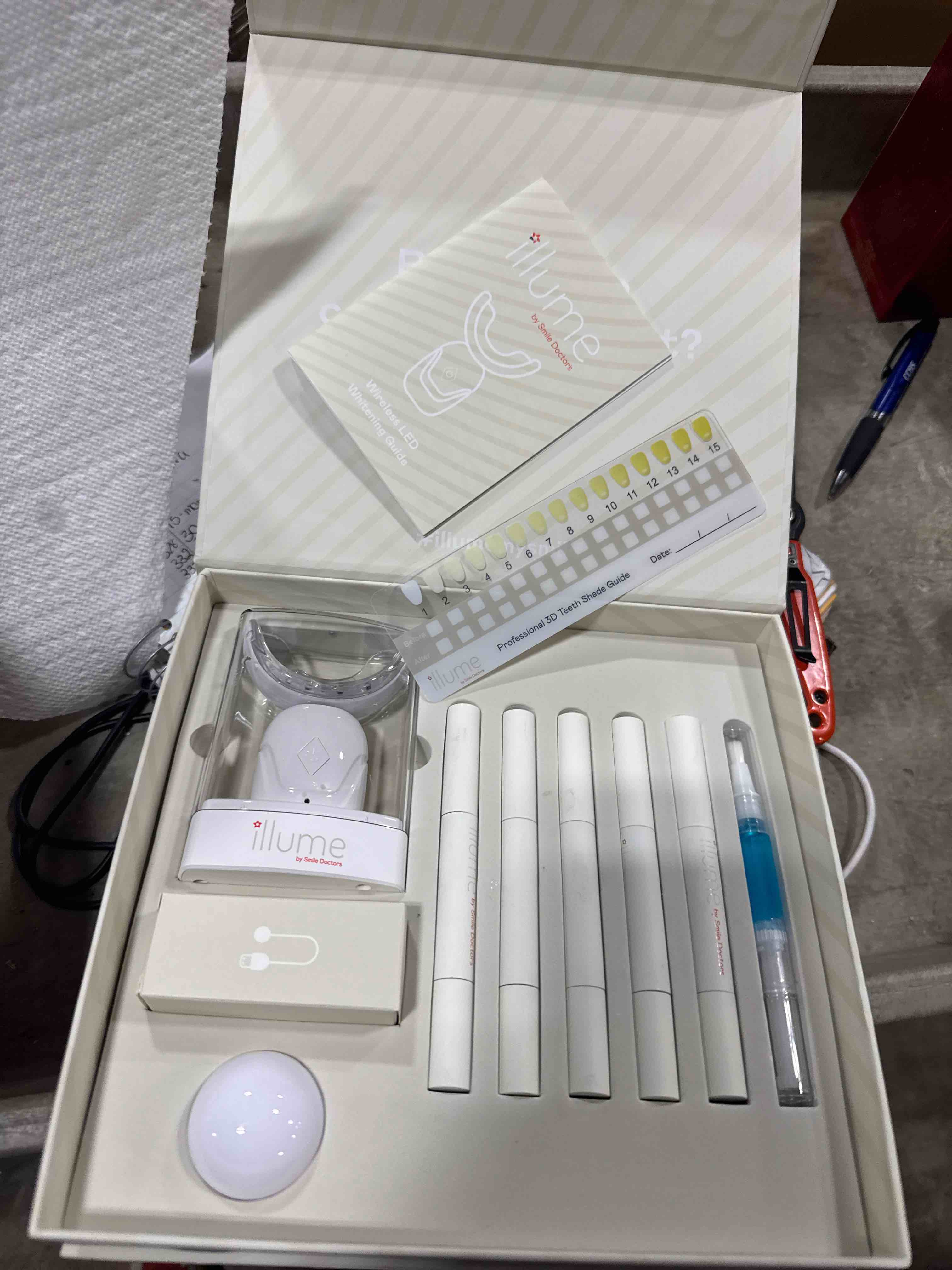 Condition photo showing New/Like New for illumi Teeth Whitening LED Kit