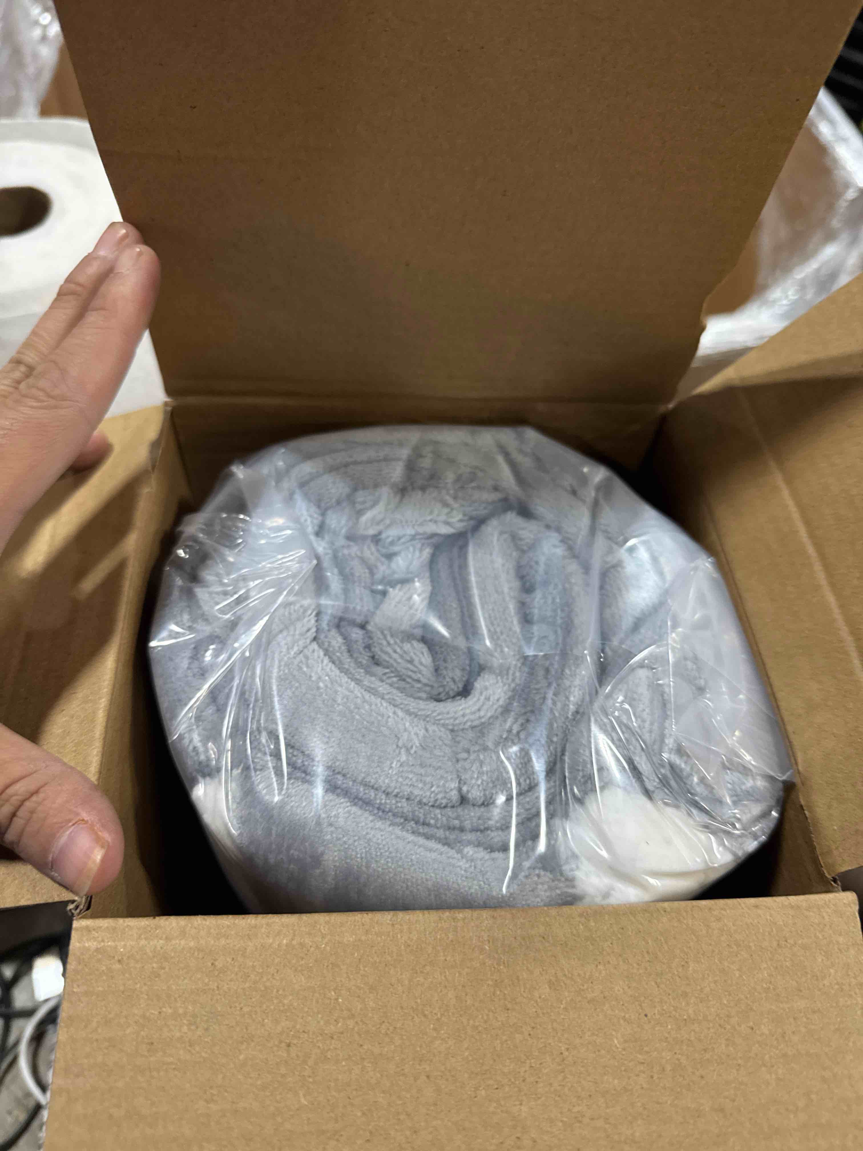 Condition photo showing New/Like New for BELADOR Throw Blanket - Fleece Blankets 50"x60" - Soft Blanket with Sherpa Reverse Fluff - Travel Blanket for Bed, Anti-Static Blankets & Throws - Plush Lightweight Blanket, Cozy Fuzzy Couch Blanket
