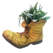 Decorative Old Boot Design Garden Statue