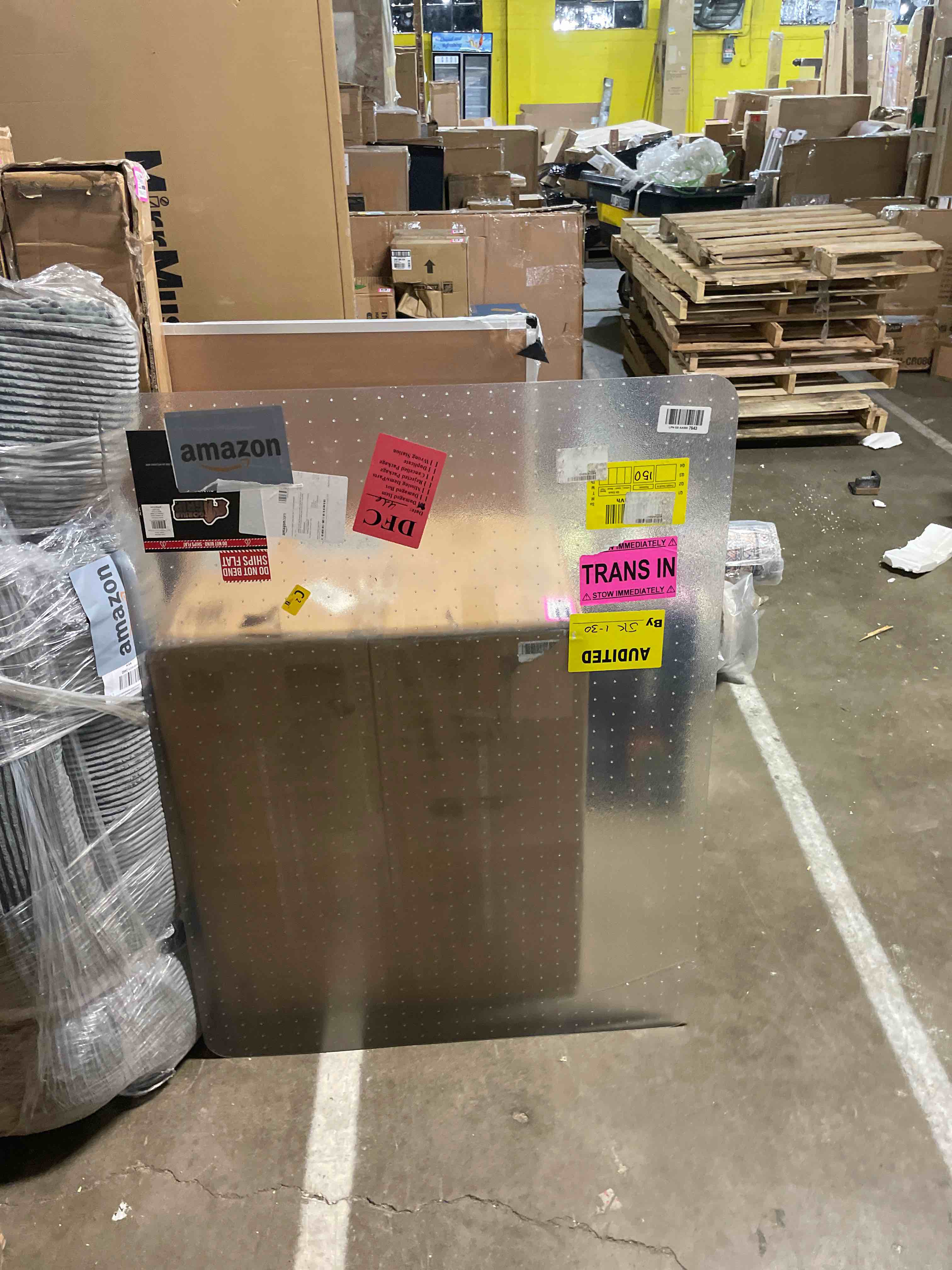 Condition photo showing New/Like New for gorilla grip slip resistant clear office chair mat for carpet floors, 36x48 smooth rolling glide under desk, heavy duty plastic computer mats and carpeted floor protector, work and gaming chairs carpet 36"x48"