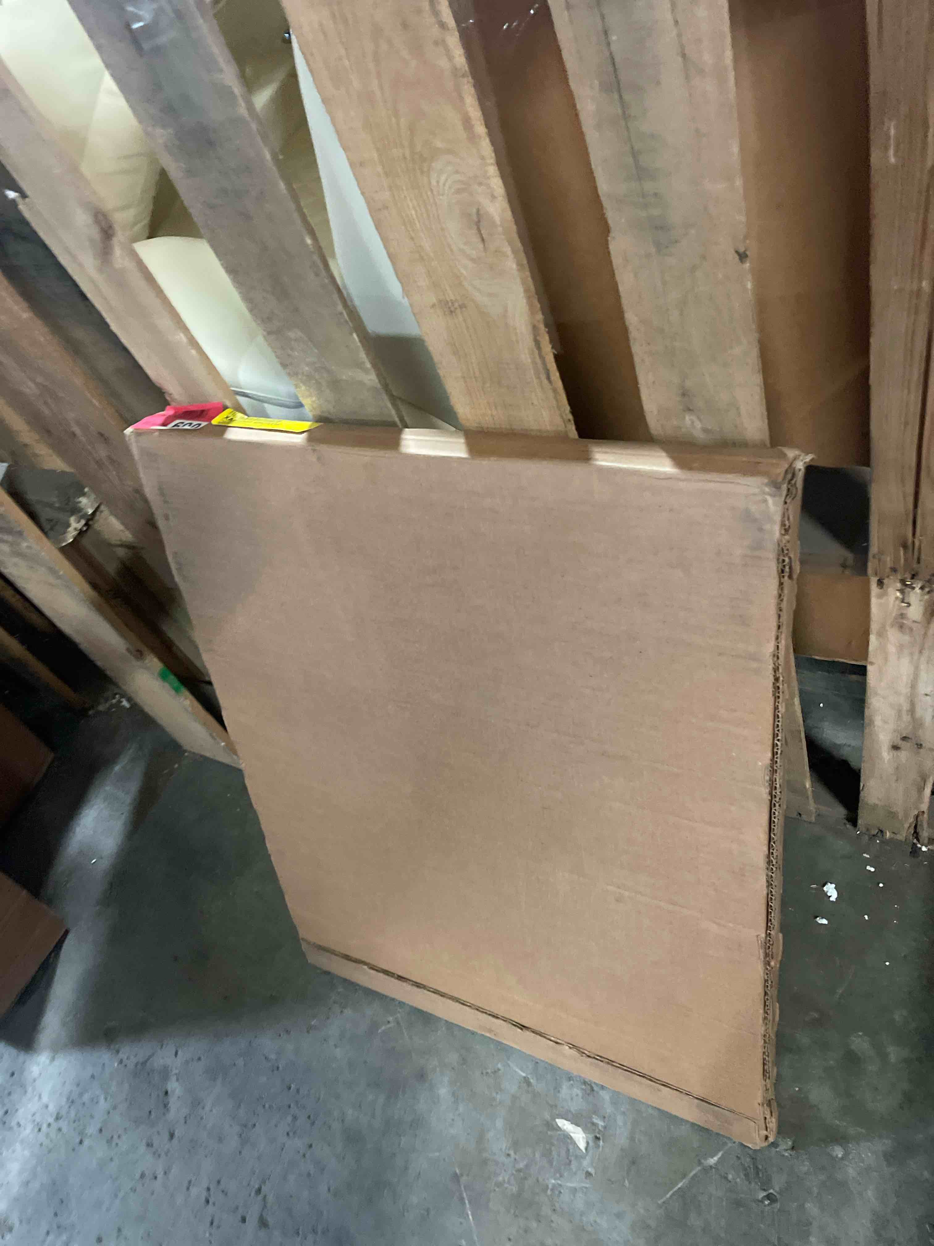 Condition photo showing New/Like New for teju reval 869 going in circles by