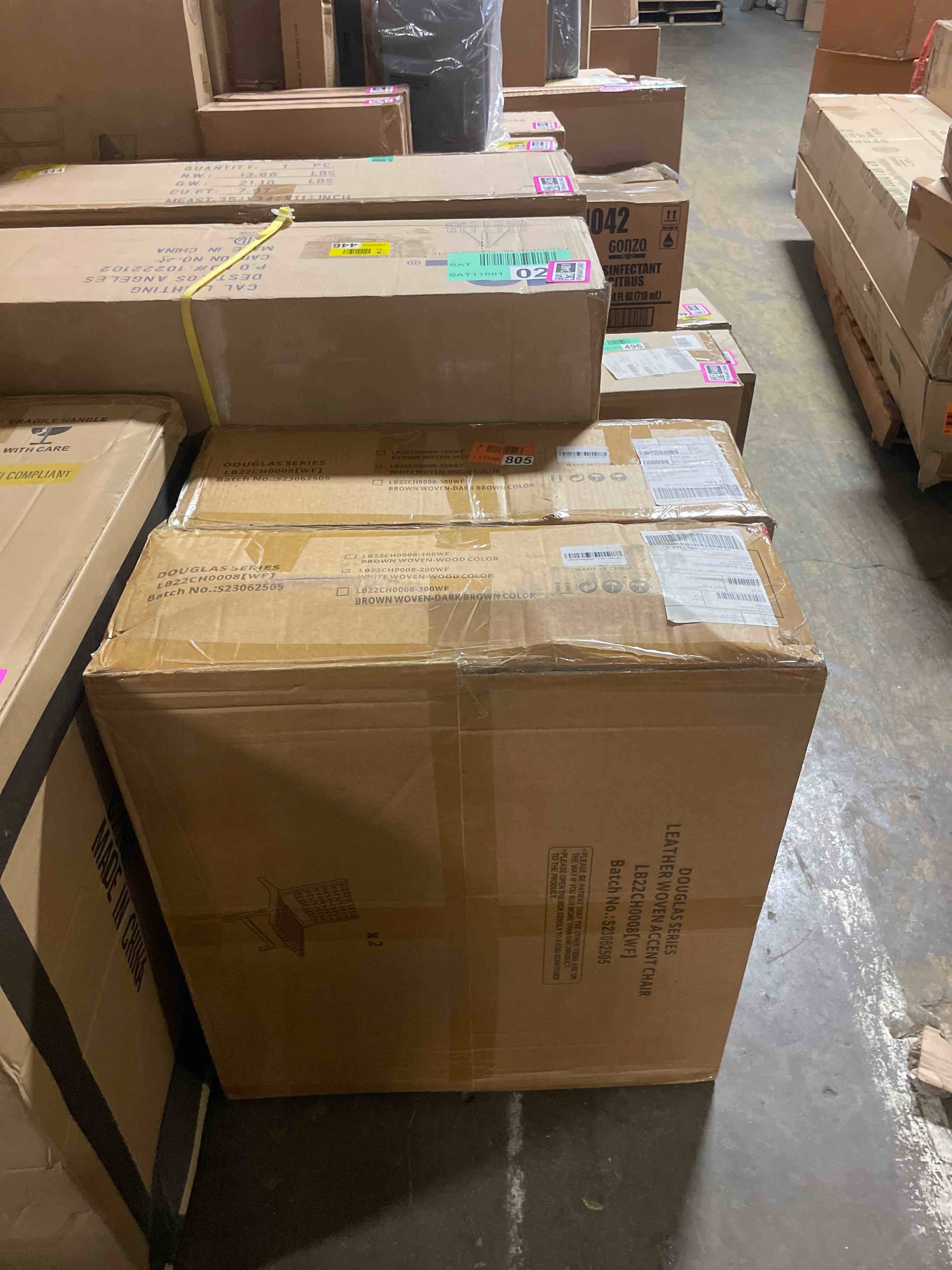 https://s3.amazonaws.com/lotting-images-prod/phillipi/PNK4413466_1776806705593.jpeg