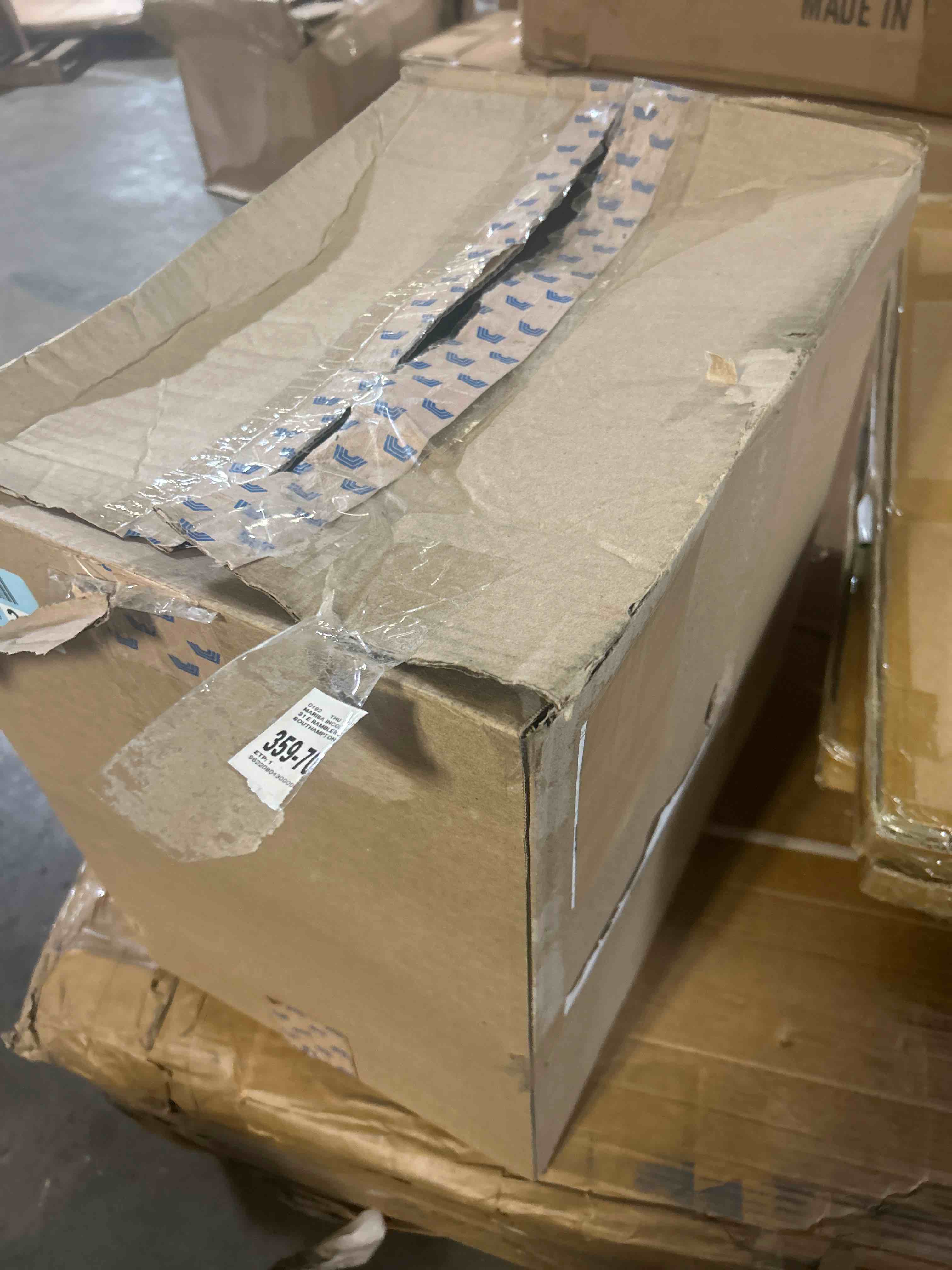 https://s3.amazonaws.com/lotting-images-prod/phillipi/PNK4413653_1777396753057.jpeg