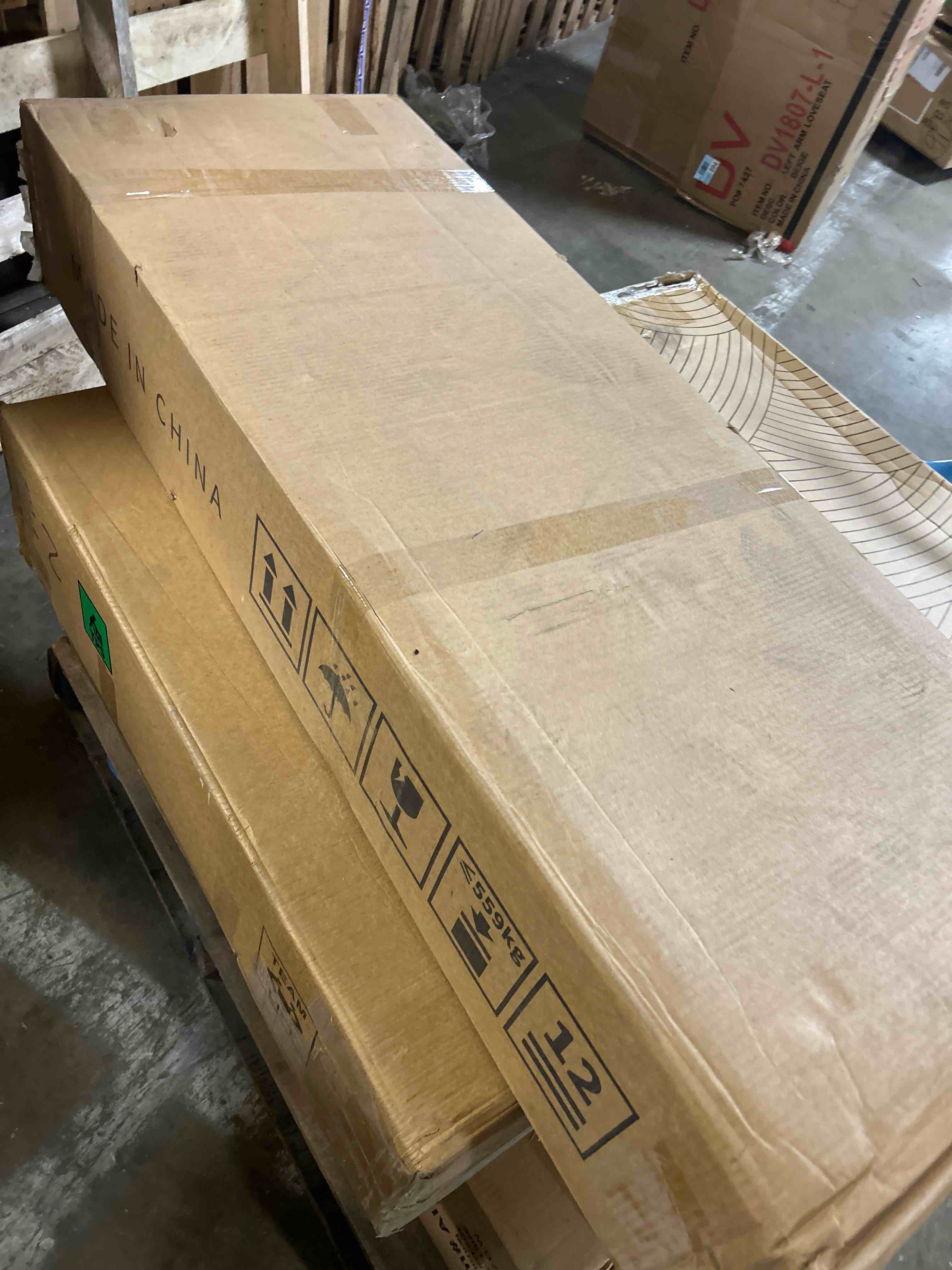 https://s3.amazonaws.com/lotting-images-prod/phillipi/PNK4413676_1777476218941.jpeg