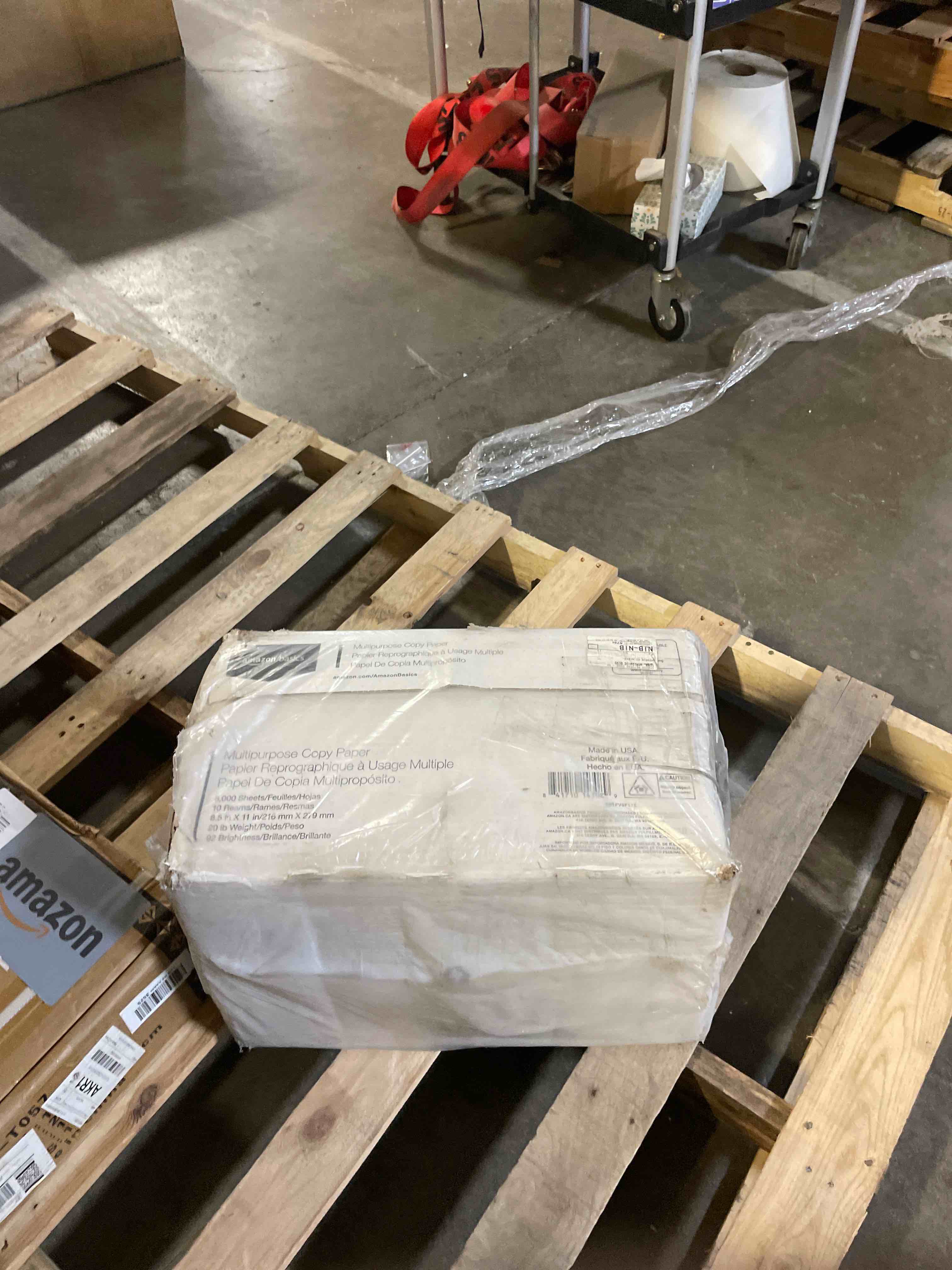 Condition photo showing New/Like New for amazon basics multipurpose copy printer paper, 20 lb, 8.5 x 11 inches, 10 reams (5,000 sheets), 92 bright white