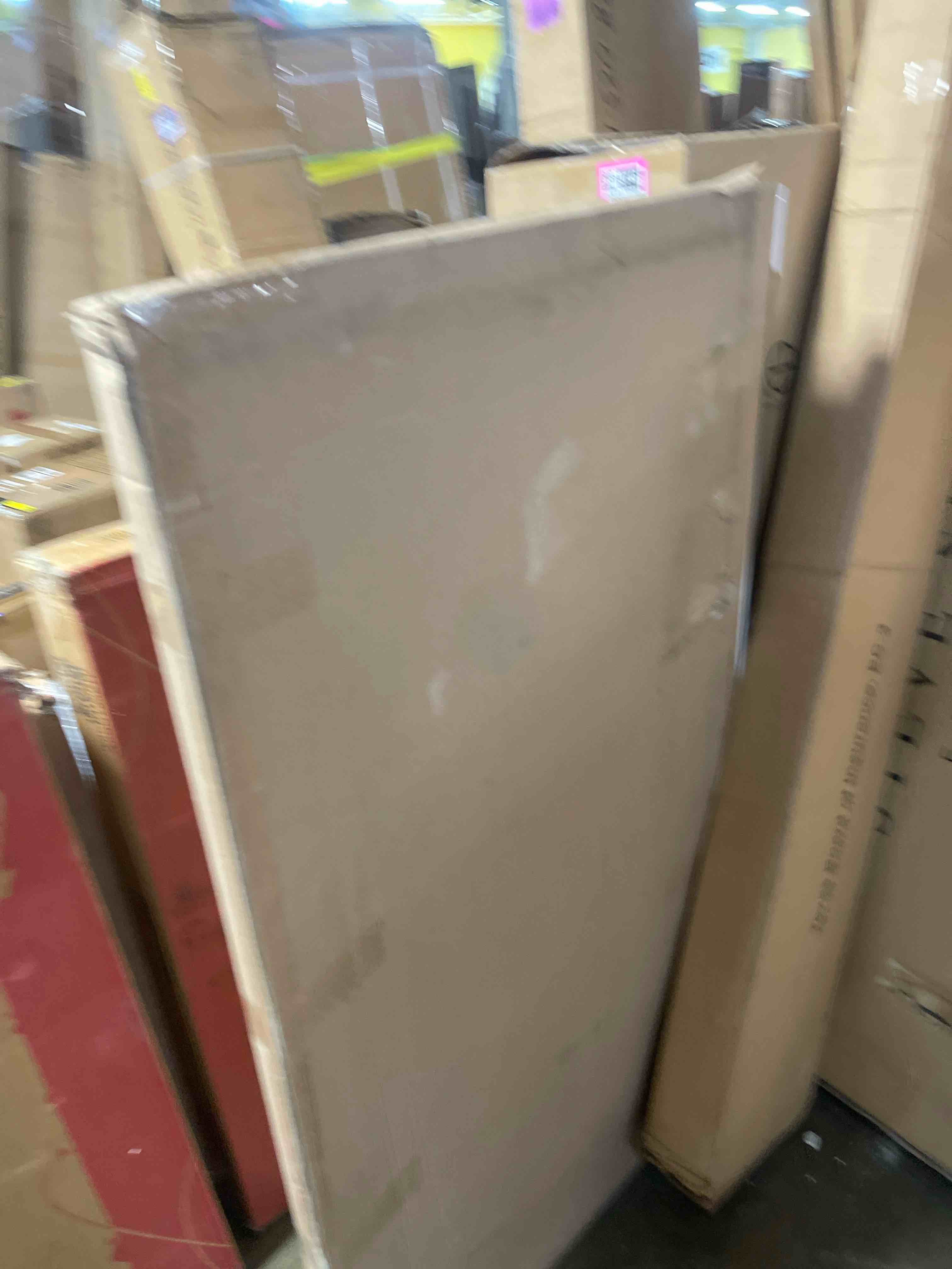 https://s3.amazonaws.com/lotting-images-prod/phillipi/PNK4413747_1777398125360.jpeg
