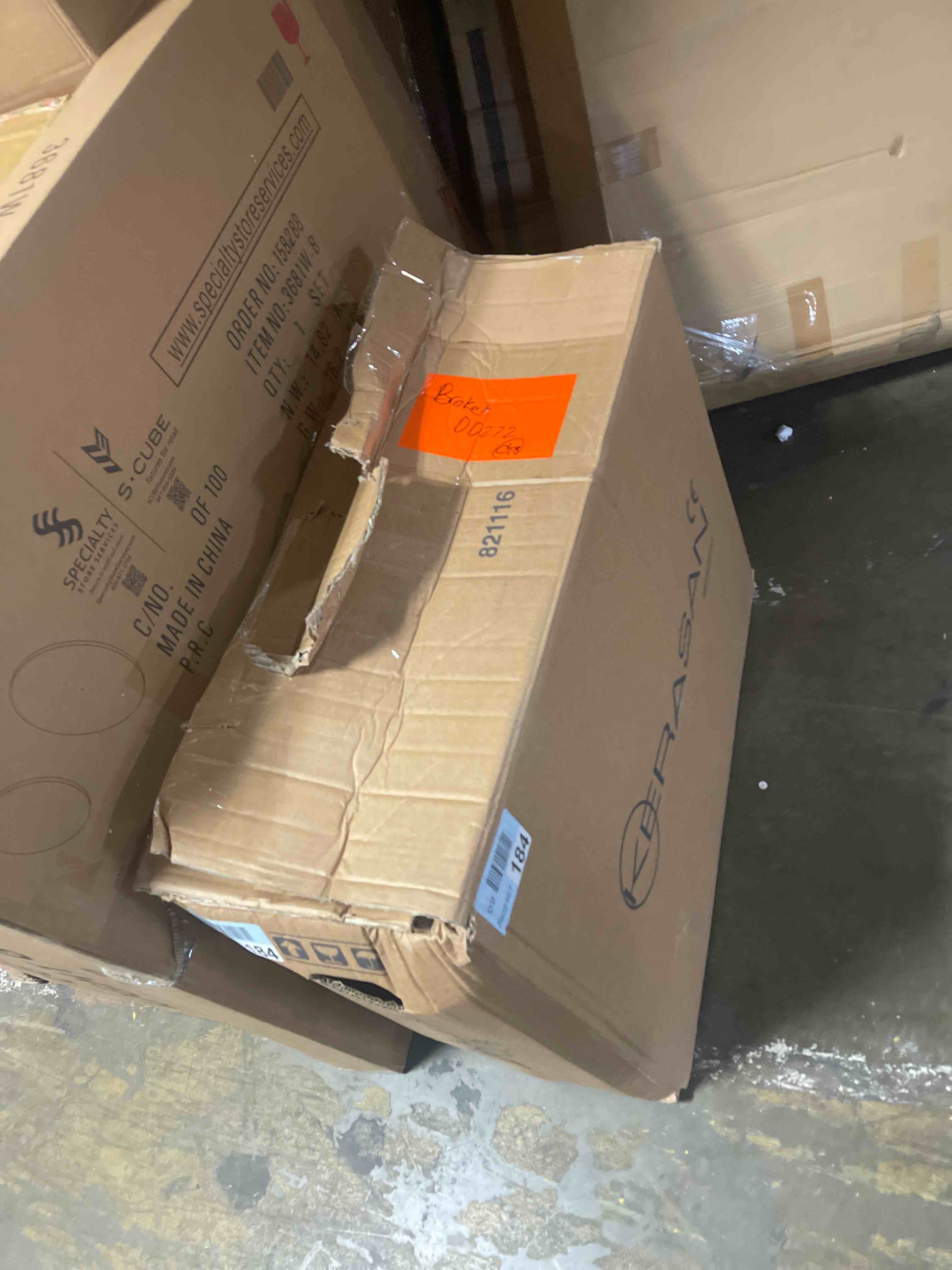 https://s3.amazonaws.com/lotting-images-prod/phillipi/PNK4413757_1777472599572.jpeg