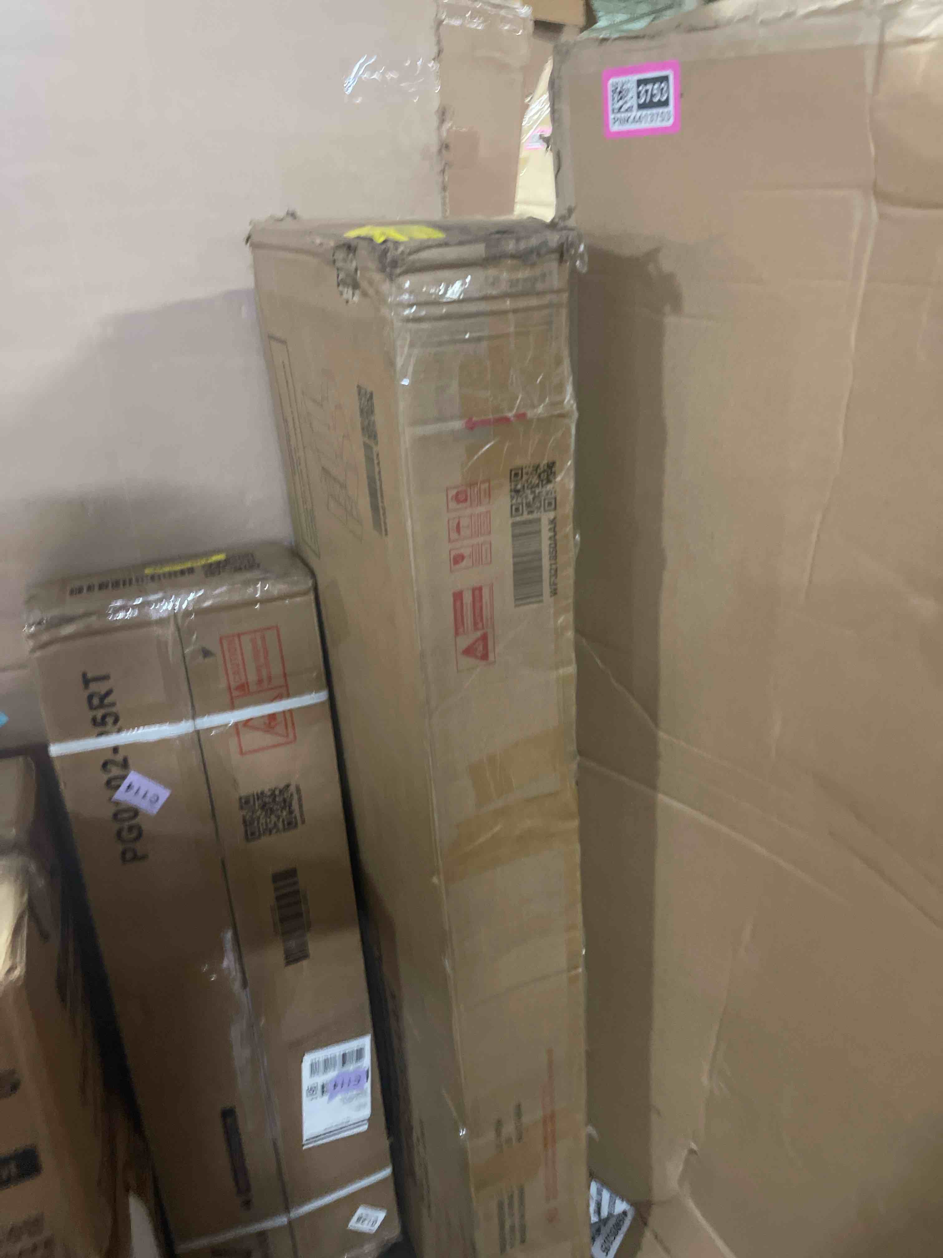 https://s3.amazonaws.com/lotting-images-prod/phillipi/PNK4413769_1777475026599.jpeg
