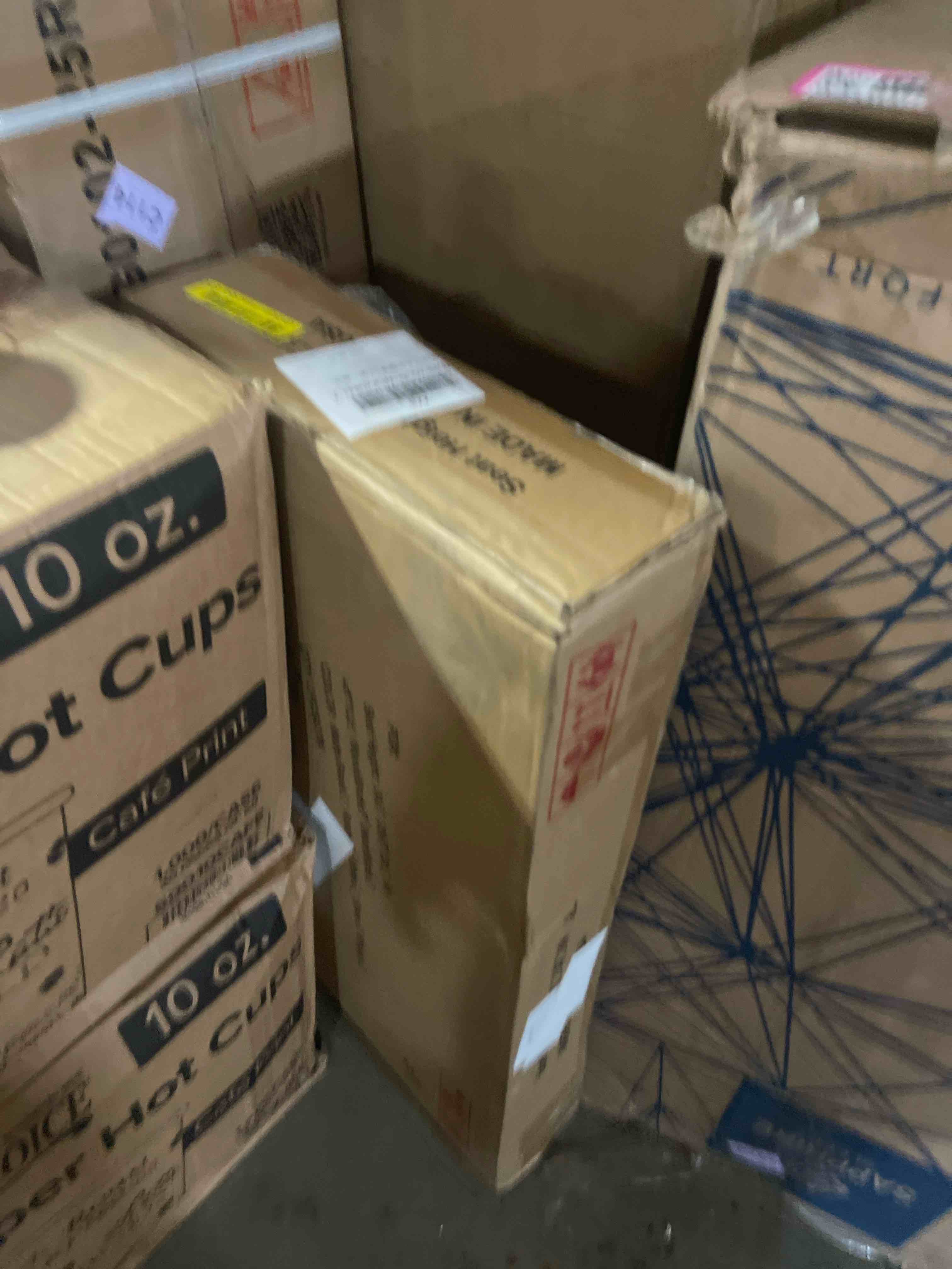 https://s3.amazonaws.com/lotting-images-prod/phillipi/PNK4413771_1777475304143.jpeg