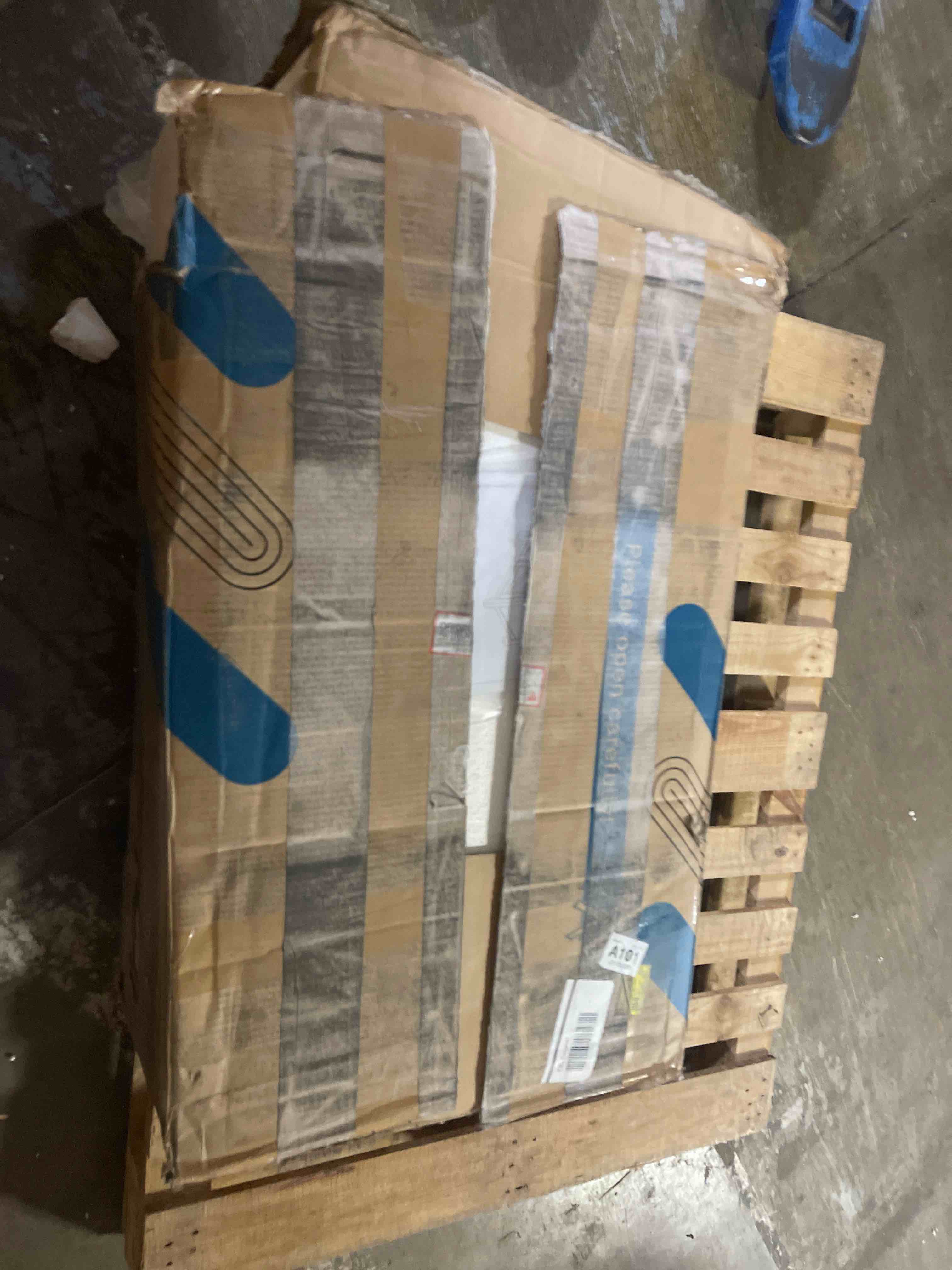 https://s3.amazonaws.com/lotting-images-prod/phillipi/PNK4413772_1777475422293.jpeg