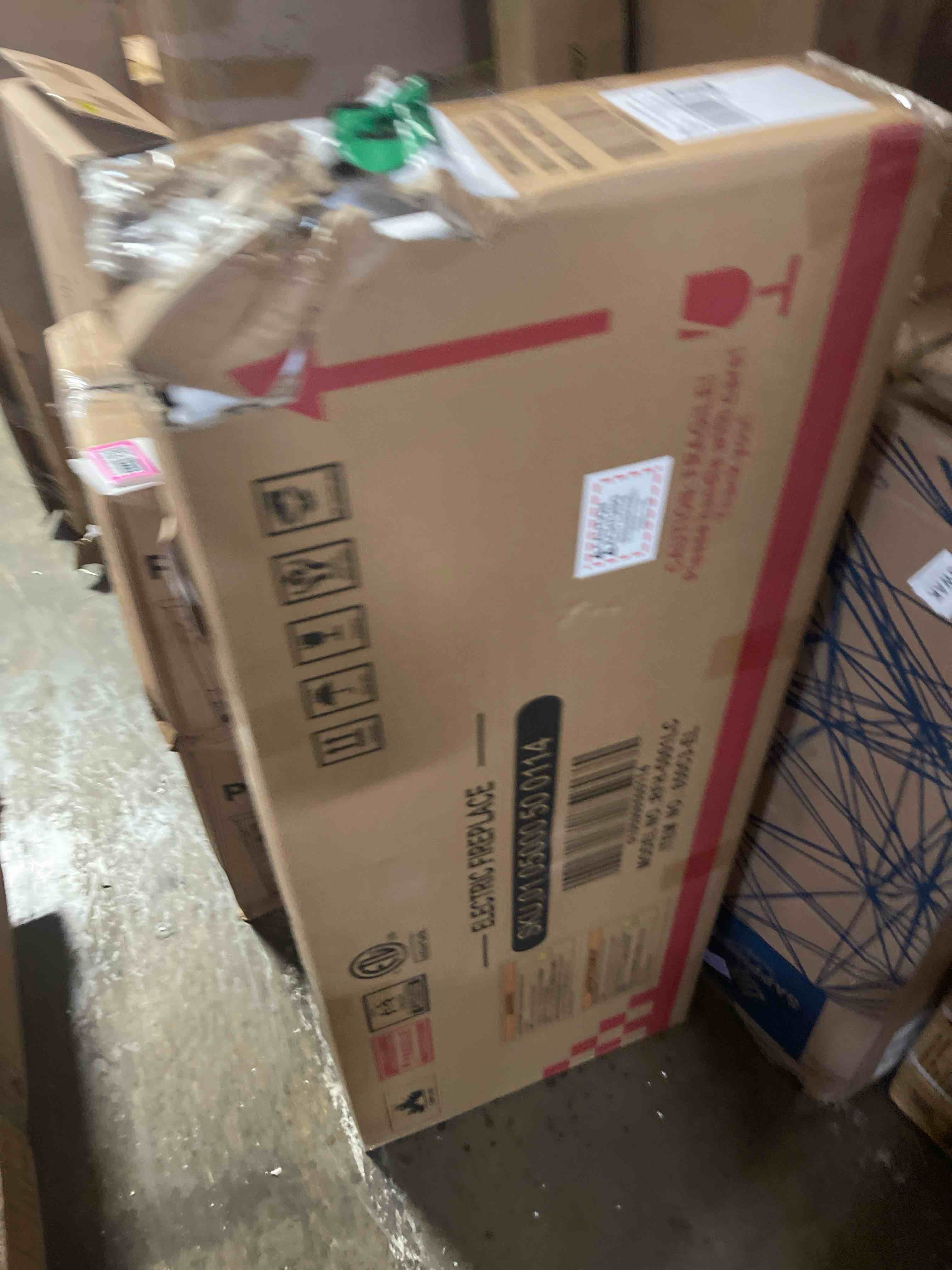 https://s3.amazonaws.com/lotting-images-prod/phillipi/PNK4413775_1777484231130.jpeg