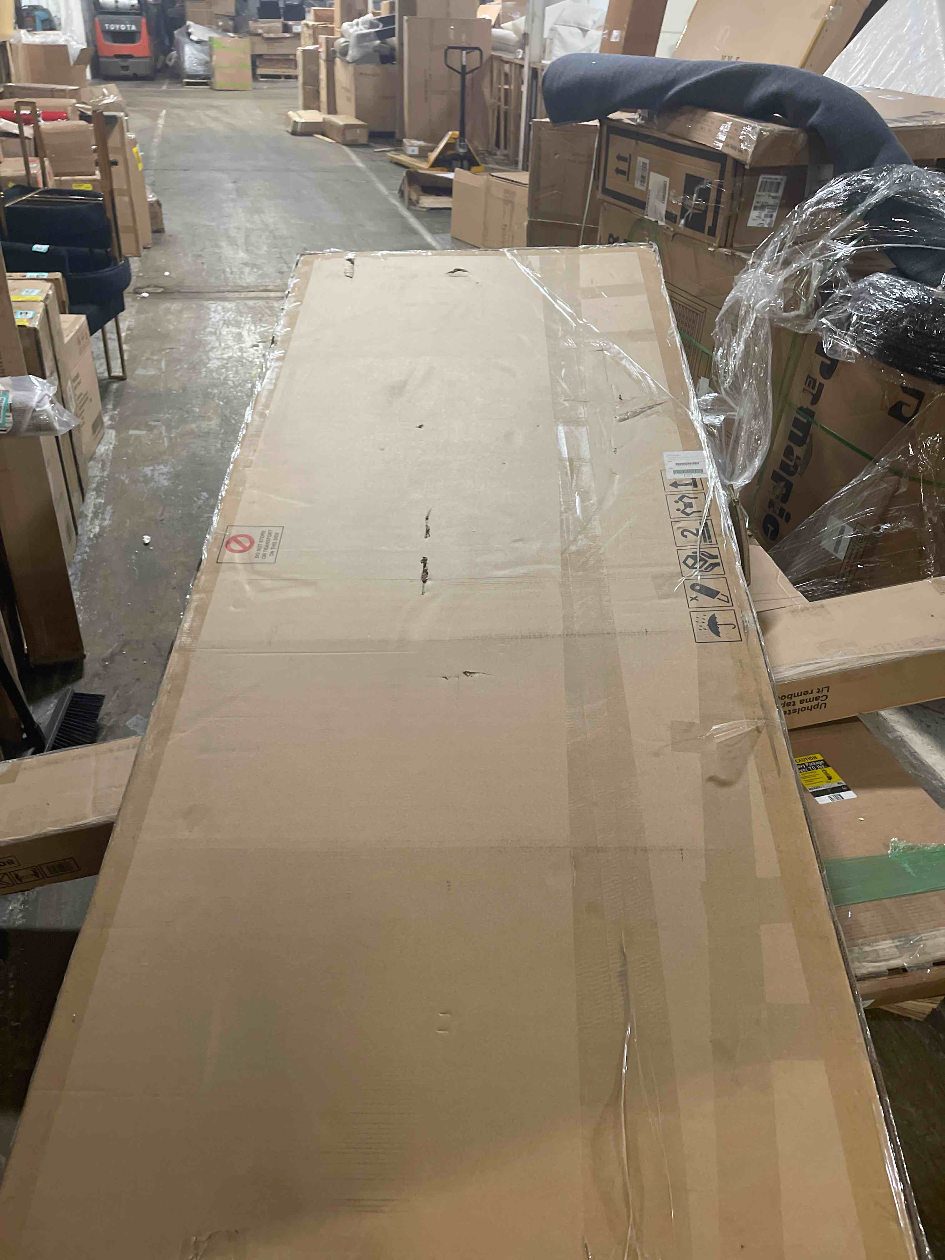 https://s3.amazonaws.com/lotting-images-prod/phillipi/PNK4413777_1777484549605.jpeg