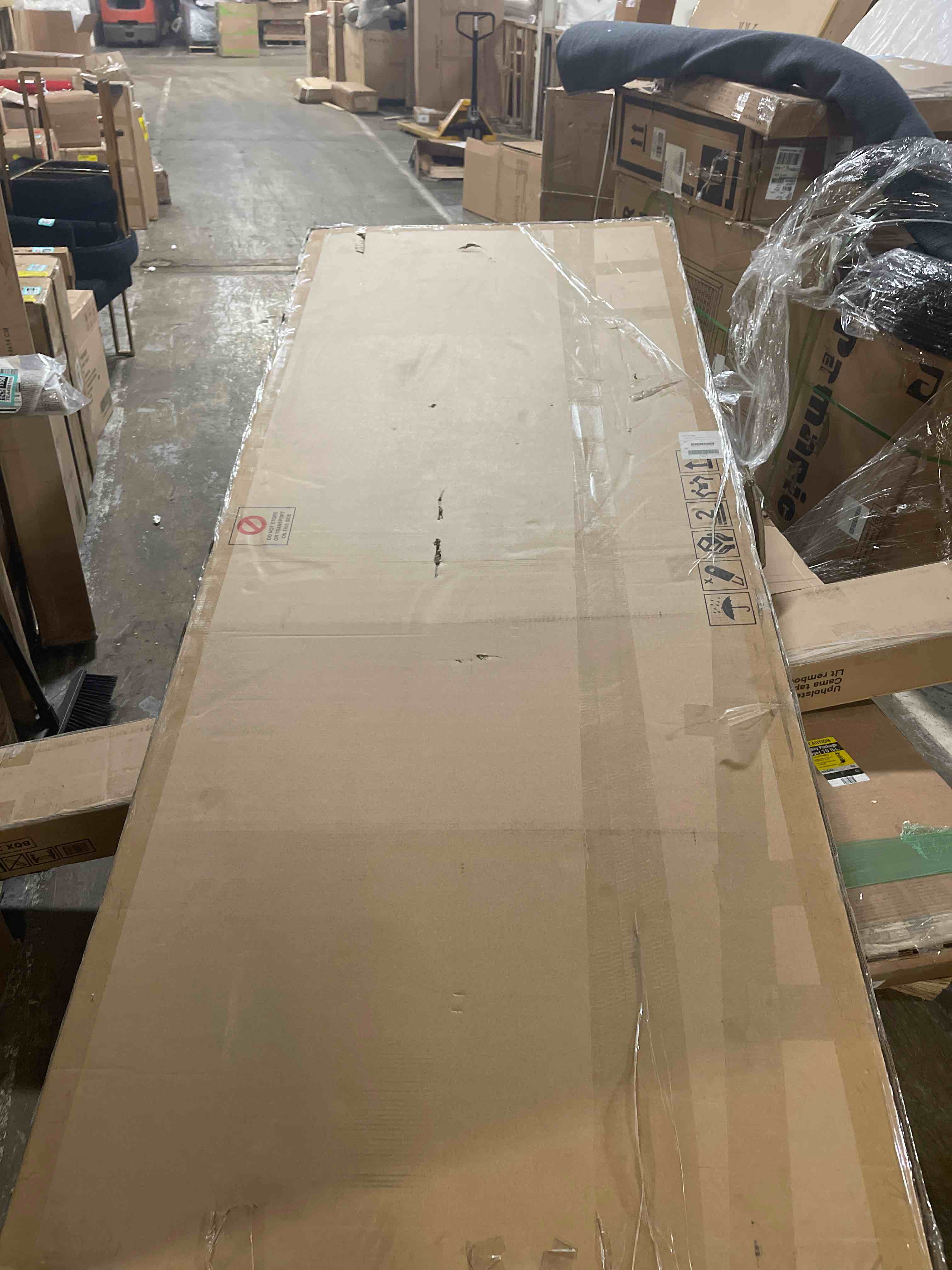 https://s3.amazonaws.com/lotting-images-prod/phillipi/PNK4413777_1777484550970.jpeg