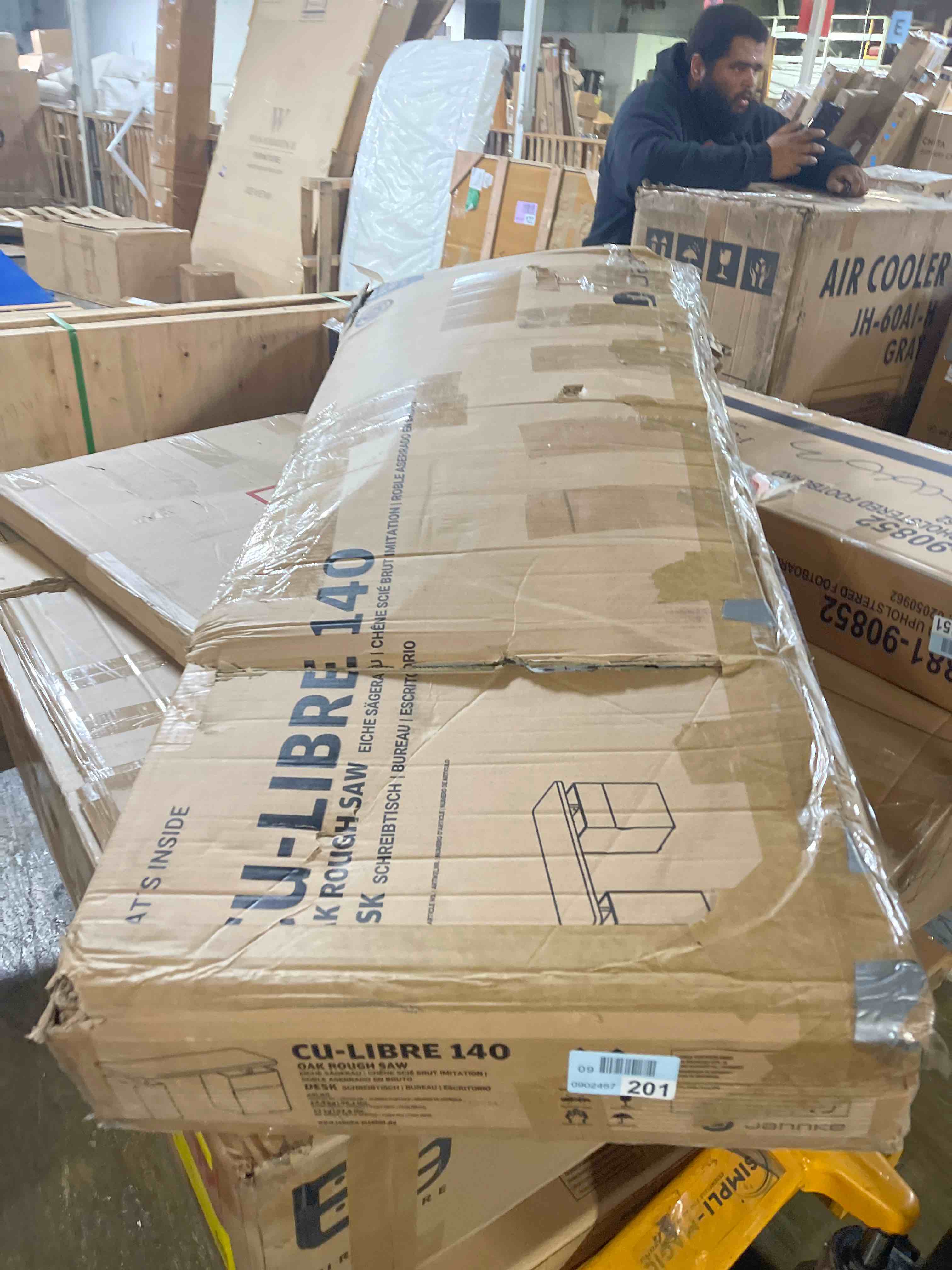https://s3.amazonaws.com/lotting-images-prod/phillipi/PNK4413782_1777487871623.jpeg