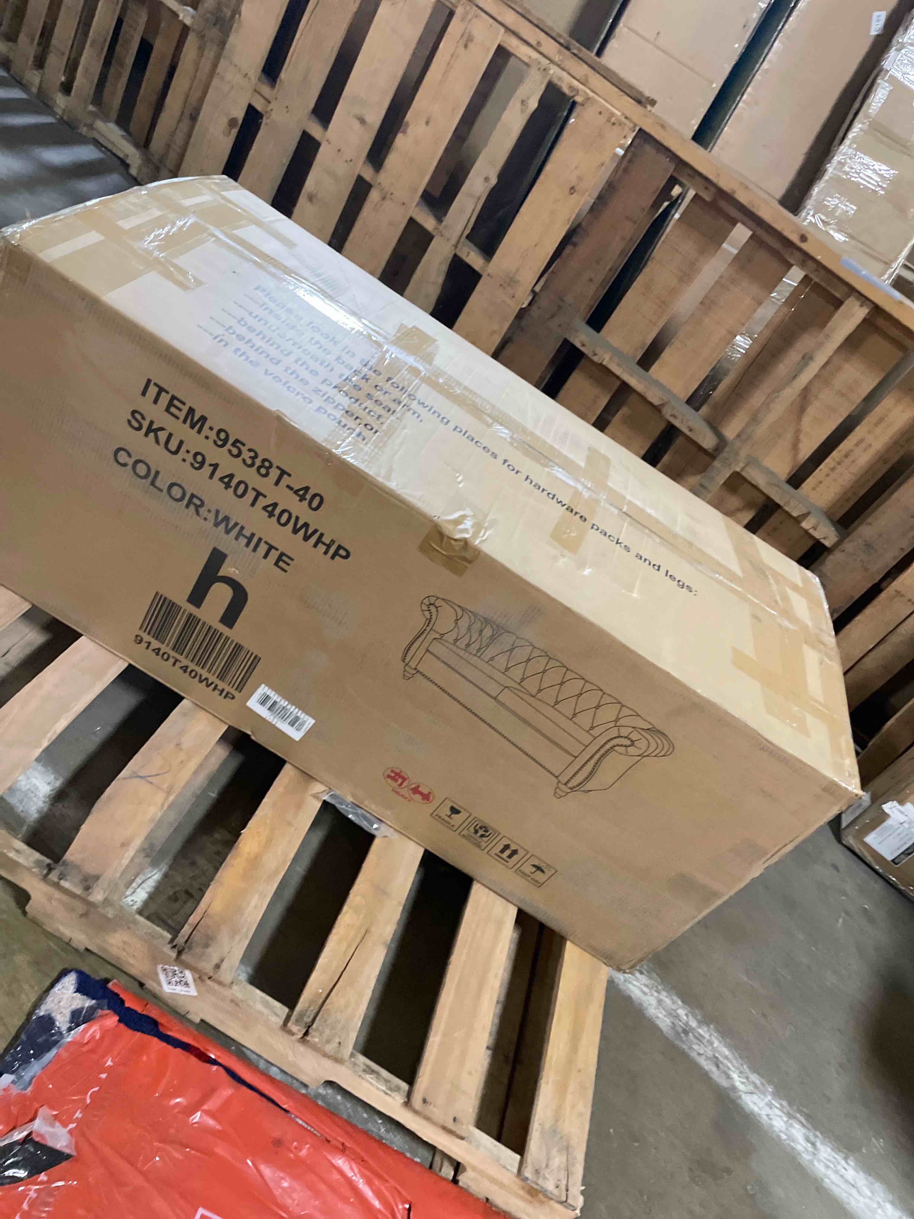 https://s3.amazonaws.com/lotting-images-prod/phillipi/PNK4413821_1777563571064.jpeg