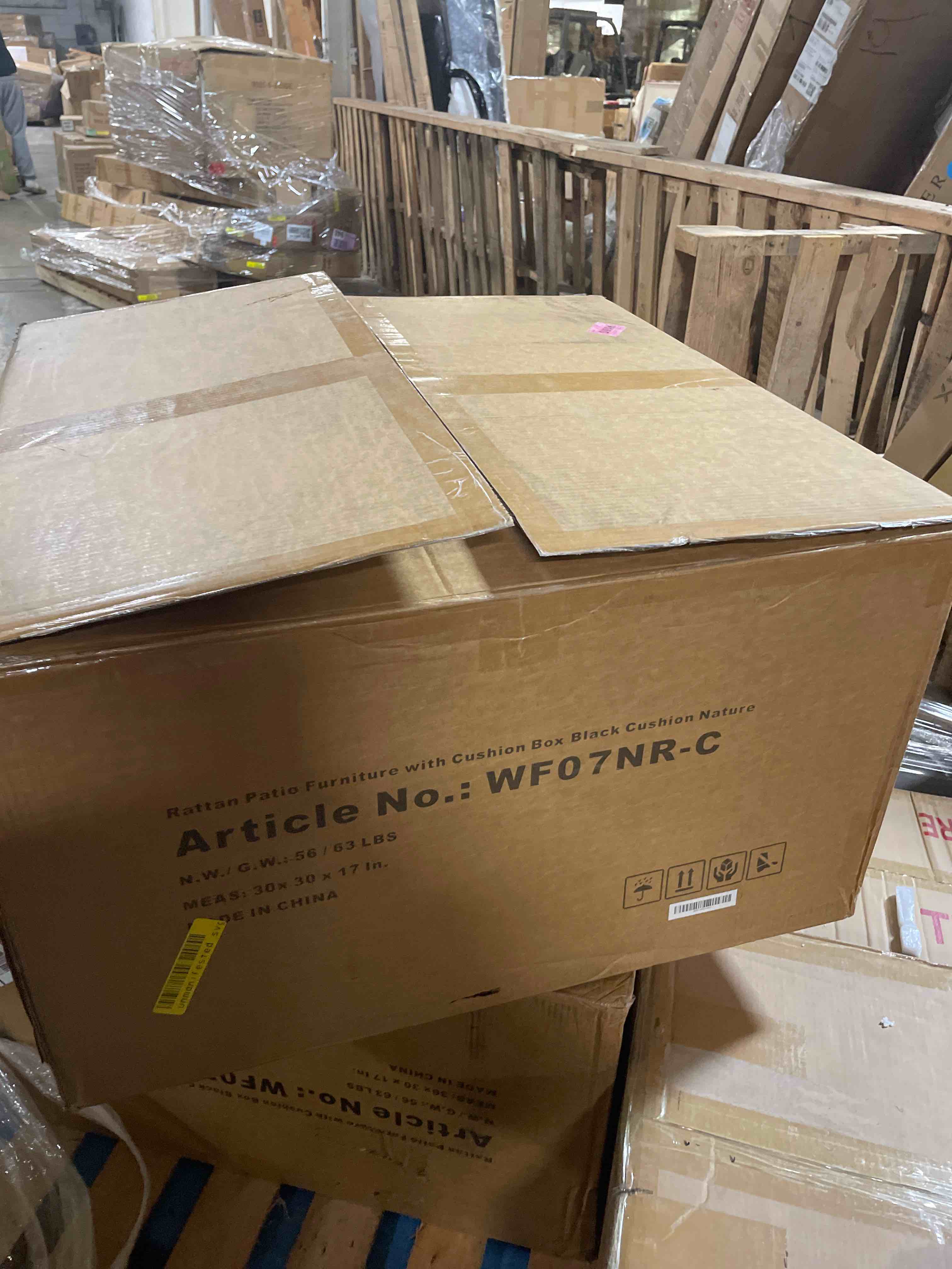 https://s3.amazonaws.com/lotting-images-prod/phillipi/PNK4413835_1777649332218.jpeg