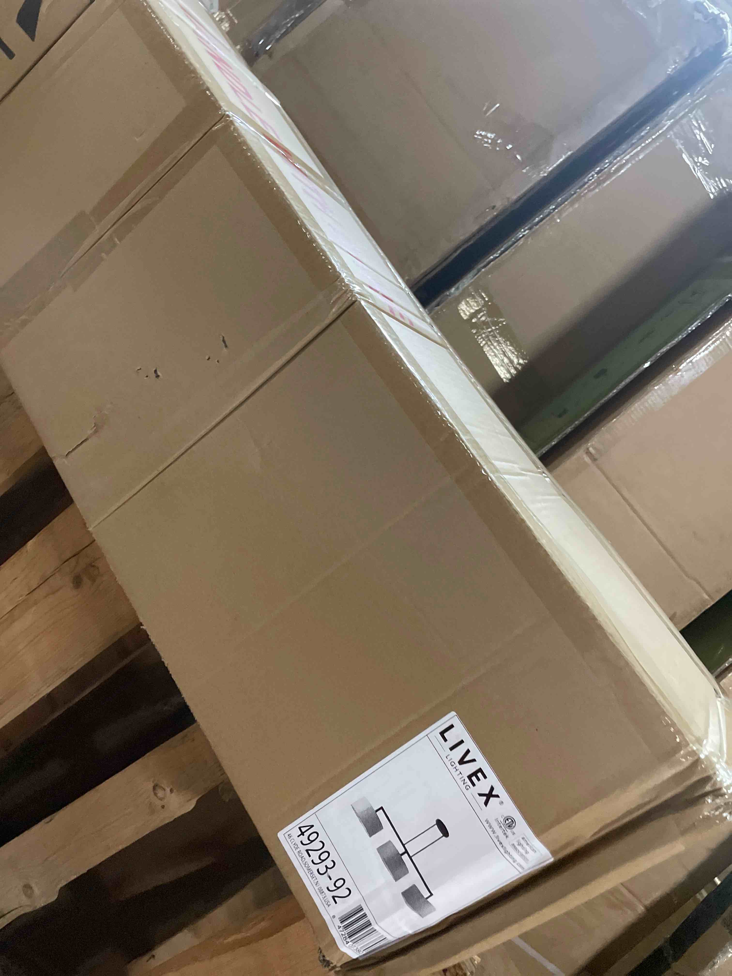 https://s3.amazonaws.com/lotting-images-prod/phillipi/PNK4413837_1777649576939.jpeg