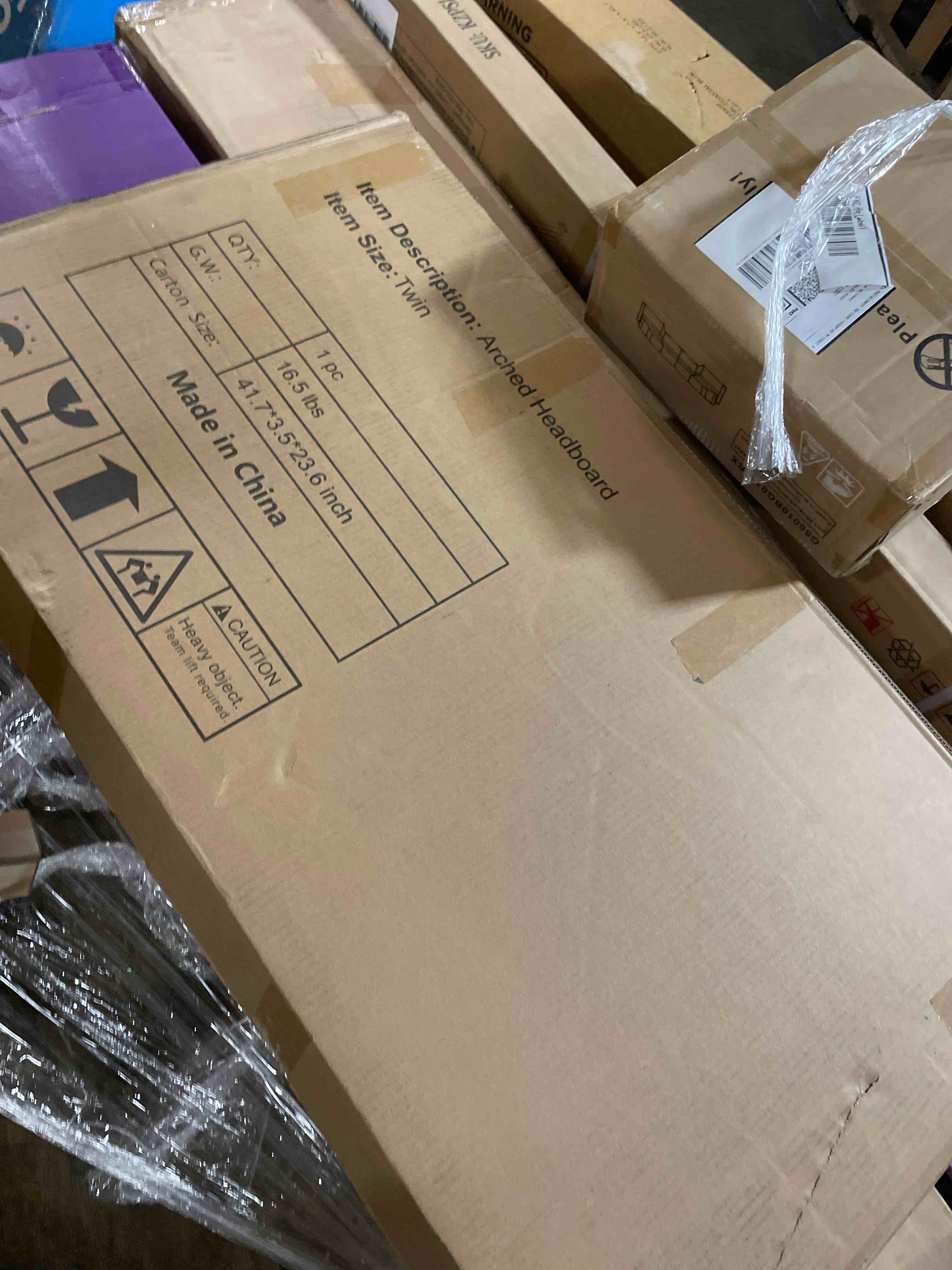 https://s3.amazonaws.com/lotting-images-prod/phillipi/PNK4413844_1777650903730.jpeg