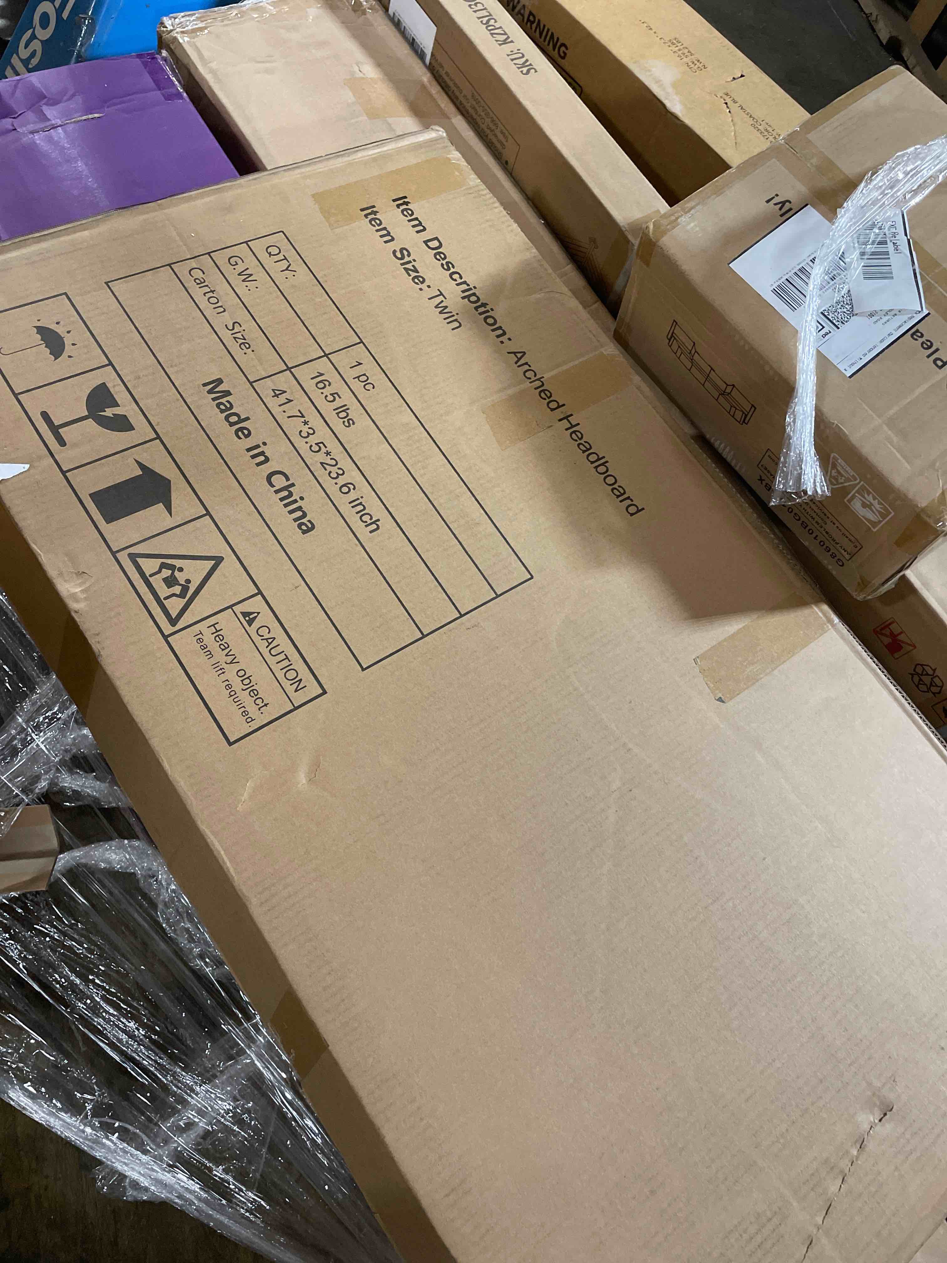 https://s3.amazonaws.com/lotting-images-prod/phillipi/PNK4413844_1777650905195.jpeg