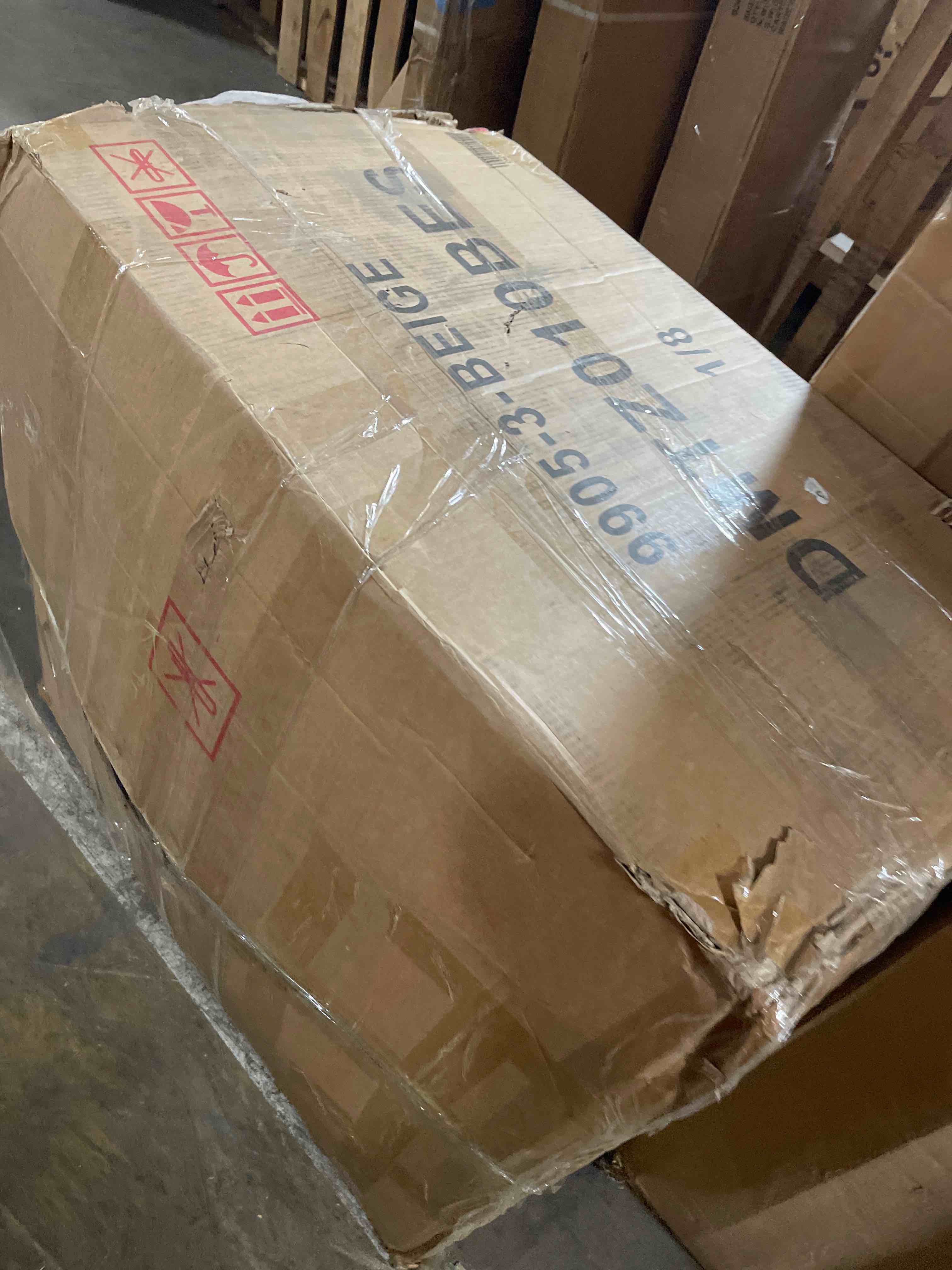 https://s3.amazonaws.com/lotting-images-prod/phillipi/PNK4413859_1777657142279.jpeg