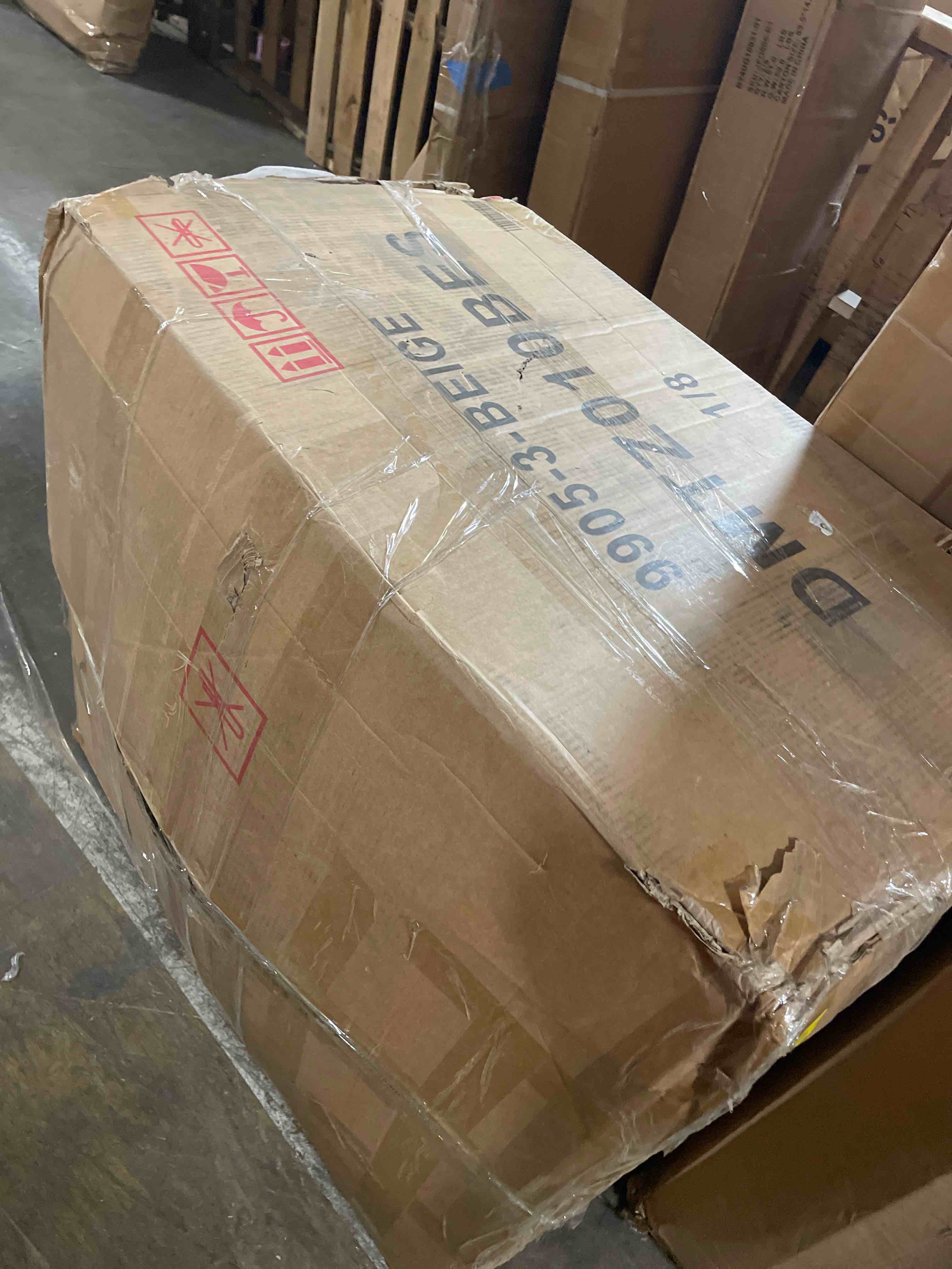 https://s3.amazonaws.com/lotting-images-prod/phillipi/PNK4413859_1777657143052.jpeg