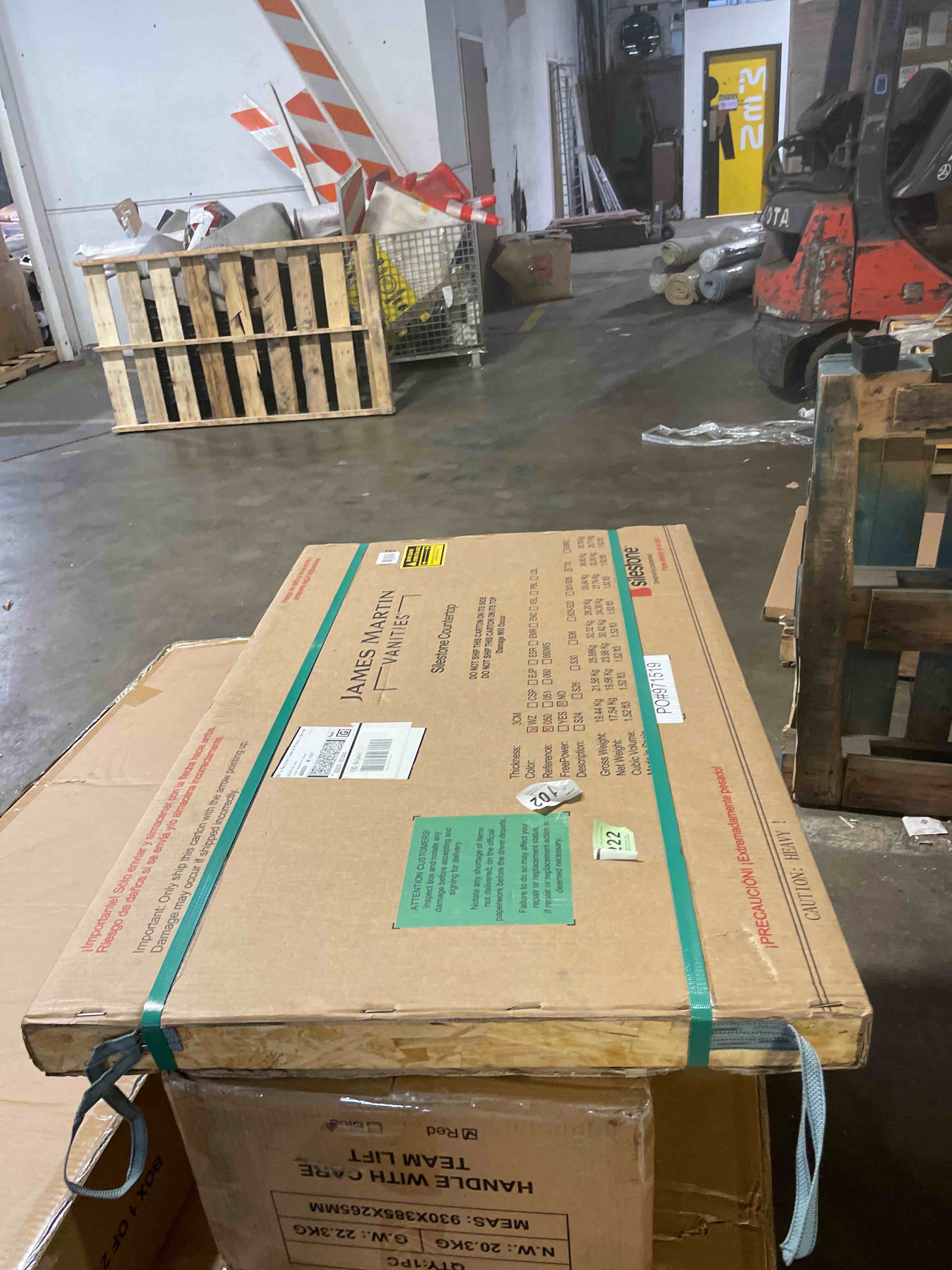 https://s3.amazonaws.com/lotting-images-prod/phillipi/PNK4413879_1777571989028.jpeg