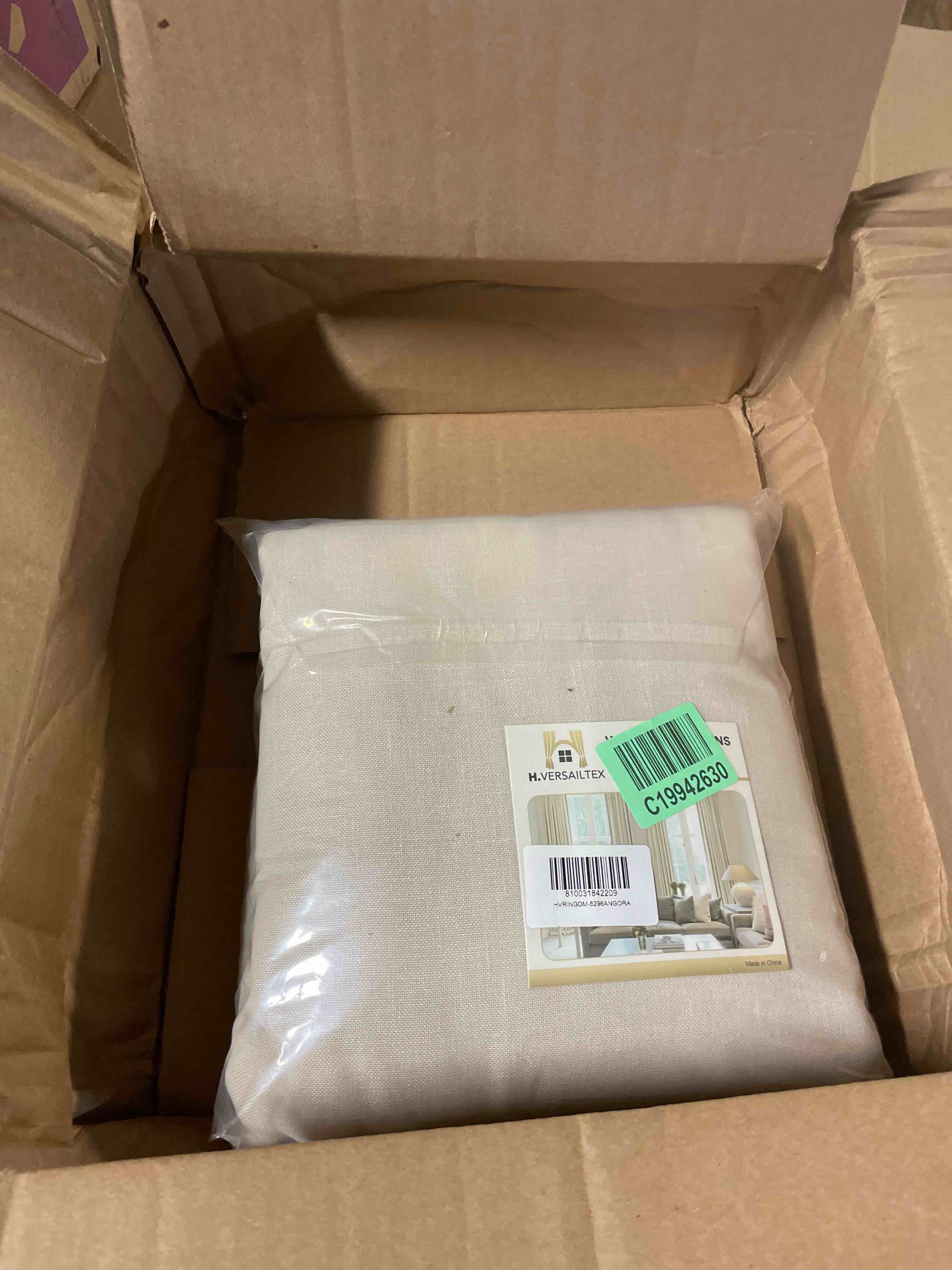 https://s3.amazonaws.com/lotting-images-prod/phillipi/PNK4413889_1777574185398.jpeg