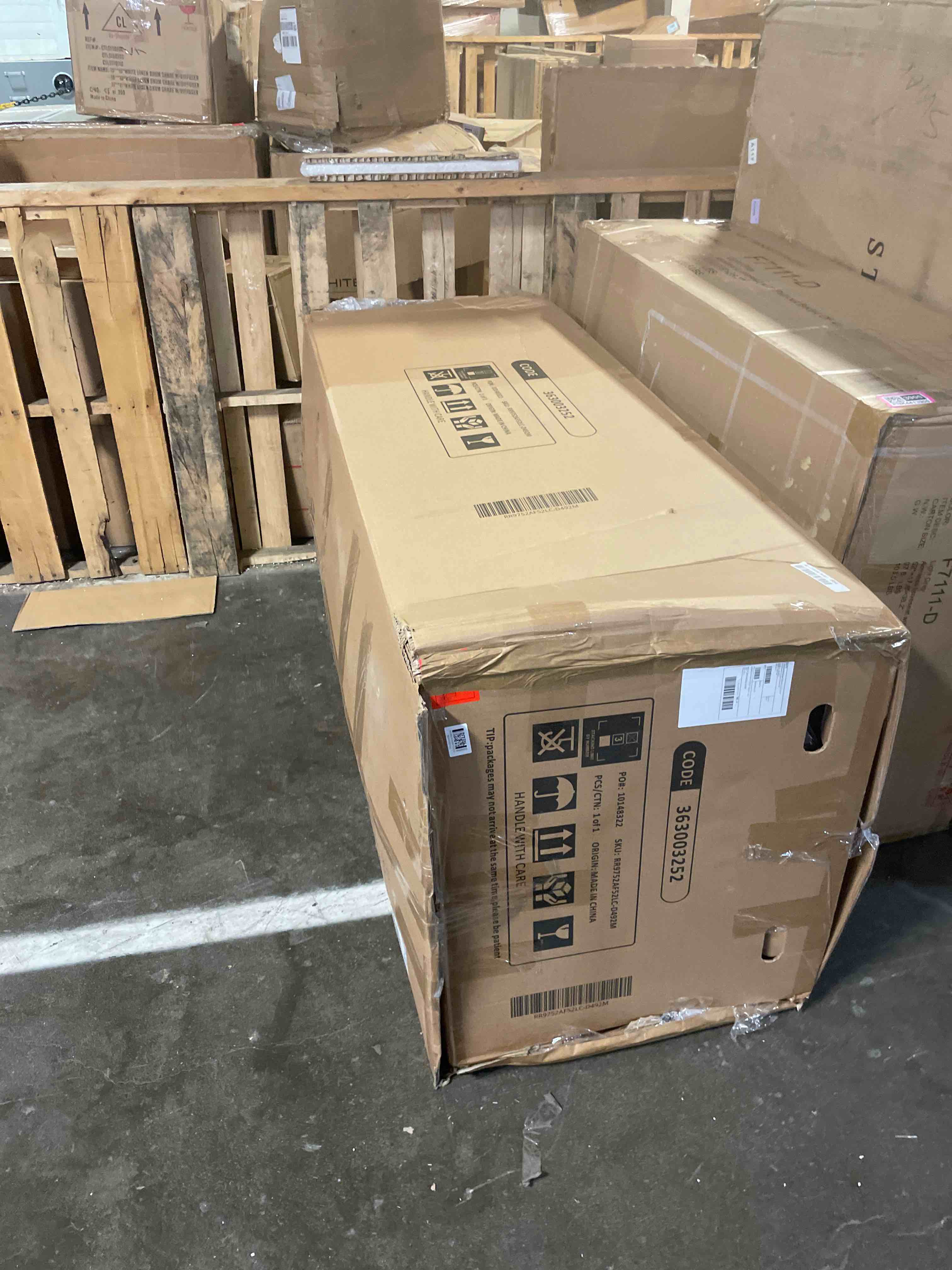 https://s3.amazonaws.com/lotting-images-prod/phillipi/PNK4413901_1777576587130.jpeg