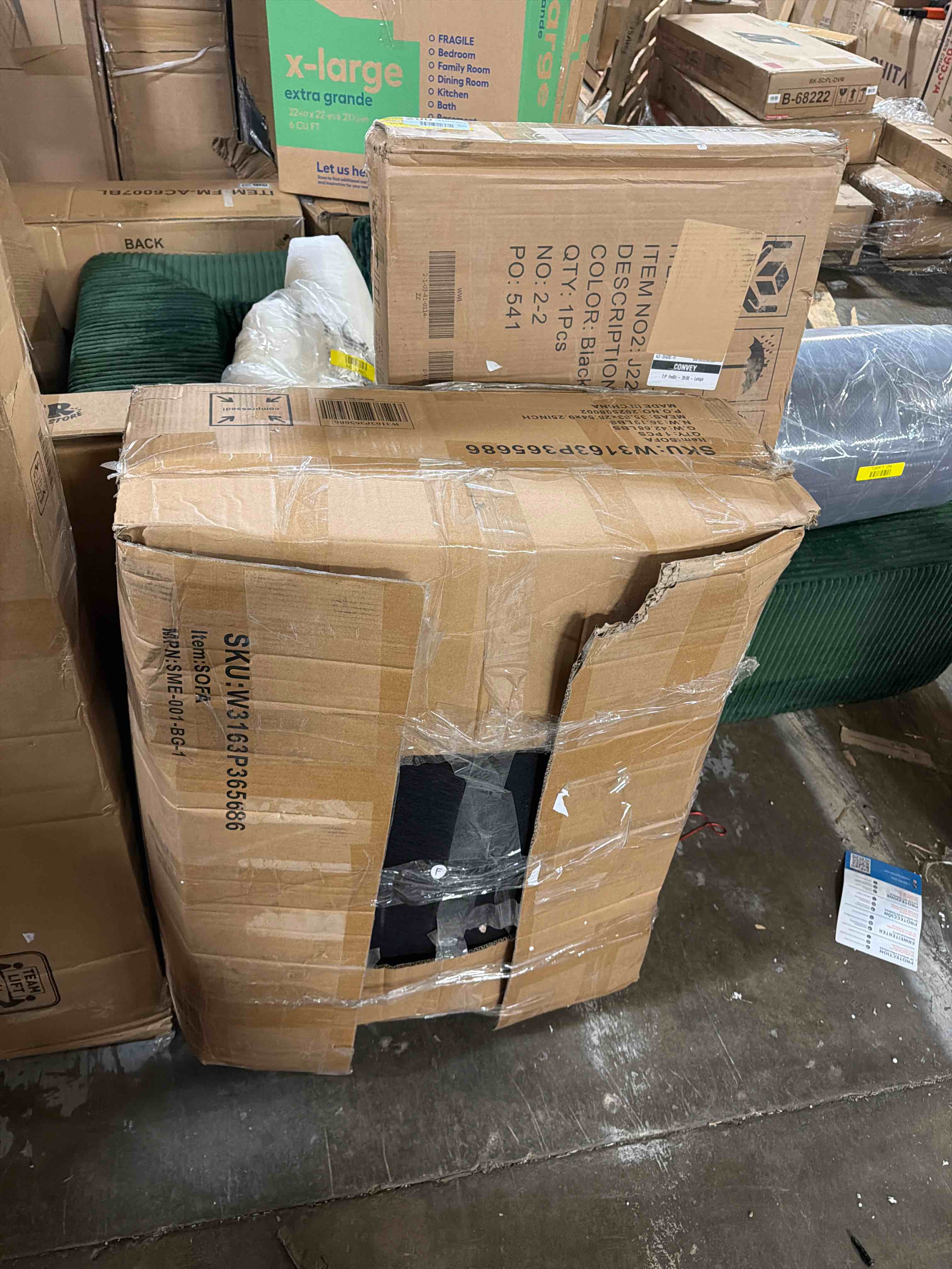 https://s3.amazonaws.com/lotting-images-prod/phillipi/PNK4413943_1777578677897.jpeg