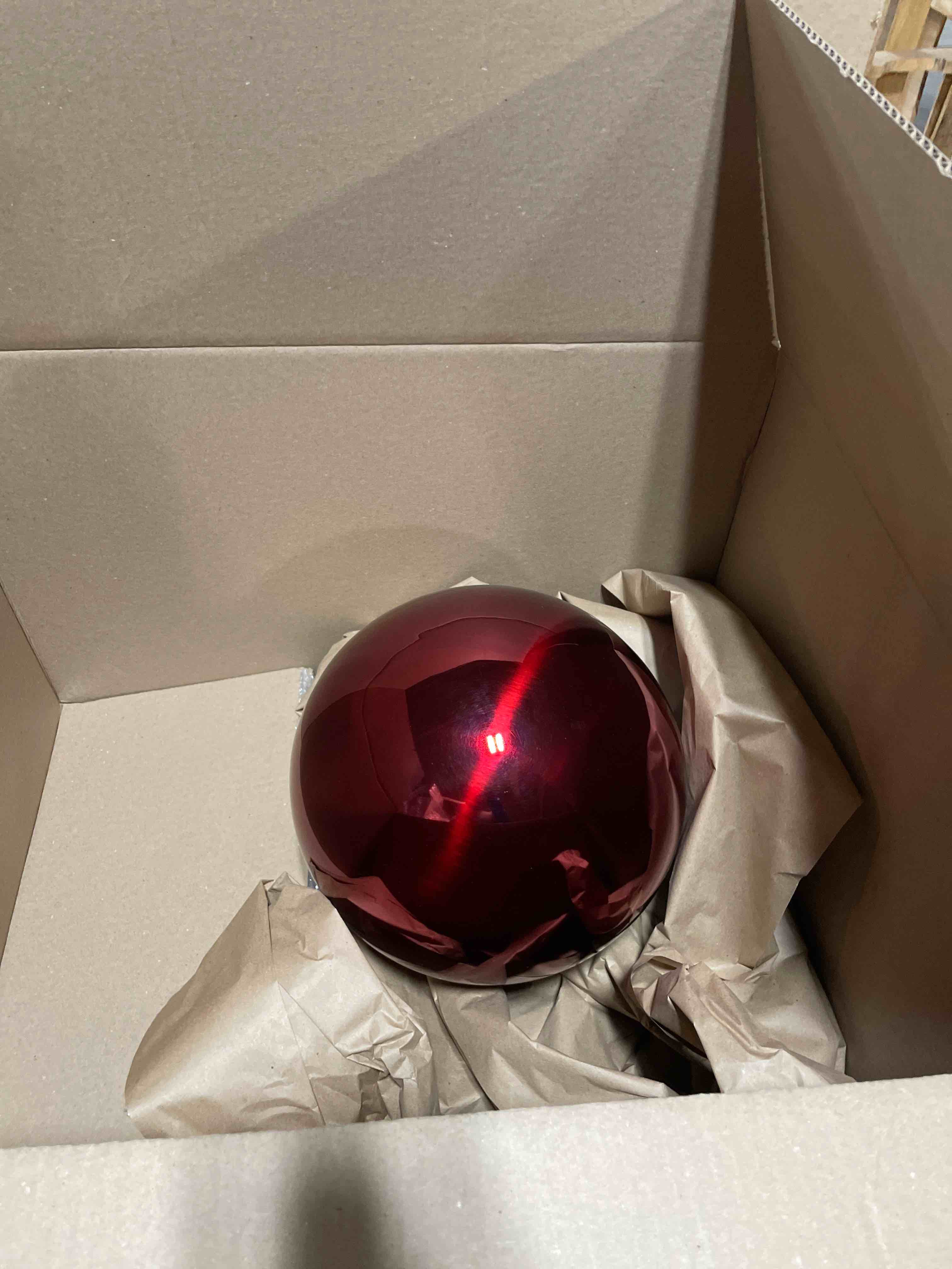 Condition photo showing Good Condition for 10 in Gazing Ball,Red Stainless Steel Mirror Globe,Polished Reflective Smooth Garden Sphere,for Garden Home Decoration with Colorful Shiny Addition