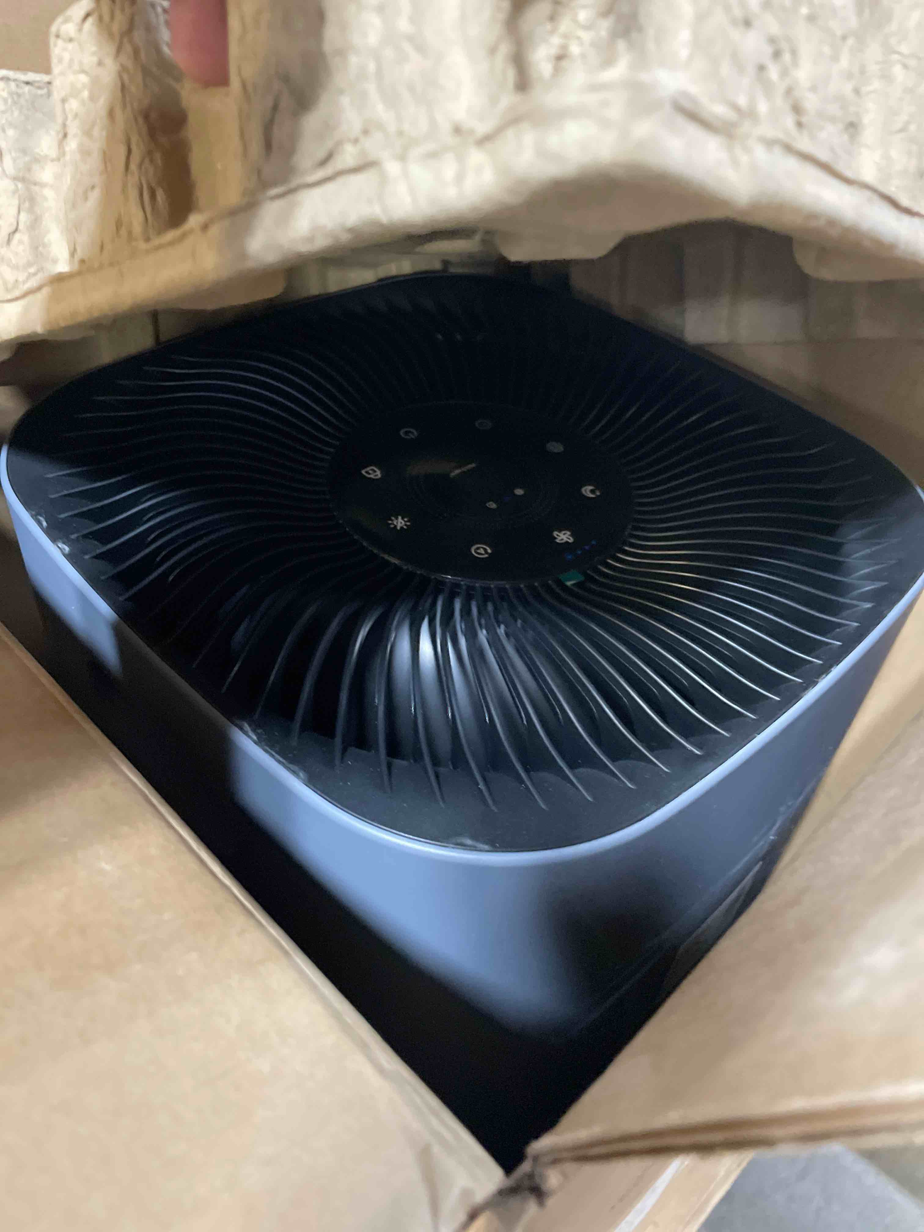 Condition photo showing Good Condition for LEVOIT Air Purifiers for Home, Large Rooms Up to 2933 Ft² With HEPA Sleep Mode, AHAM VERIFIDE, Smart WIFI, PM2.5 Monitor, 3-in-1 Filter For Smoke, Pet Allergies, Dust, Alexa Control, Core 600S-P, Gray Core 600S Gray