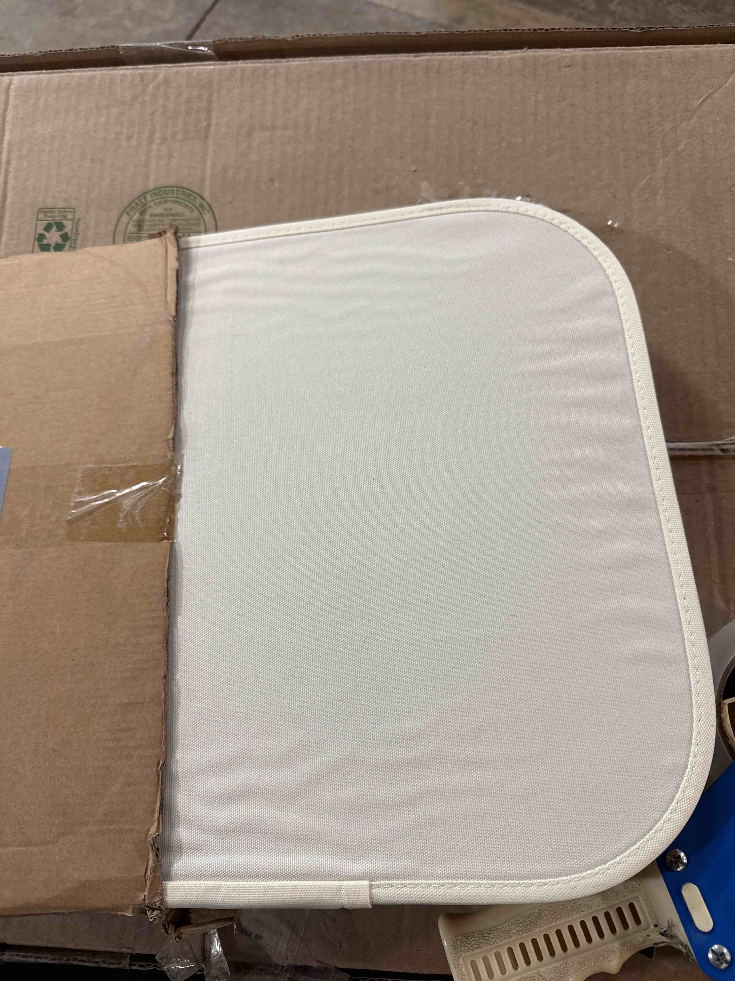 Condition photo showing Good Condition for GARPROVM Double Laundry Hamper with Lid 150L Large Laundry Basket with Bamboo Handles Foldable Clothes Hampers with 2 Removable Liner Bags for Laundry for Bedroom Bathroom Dorm Laundry Room (Beige)