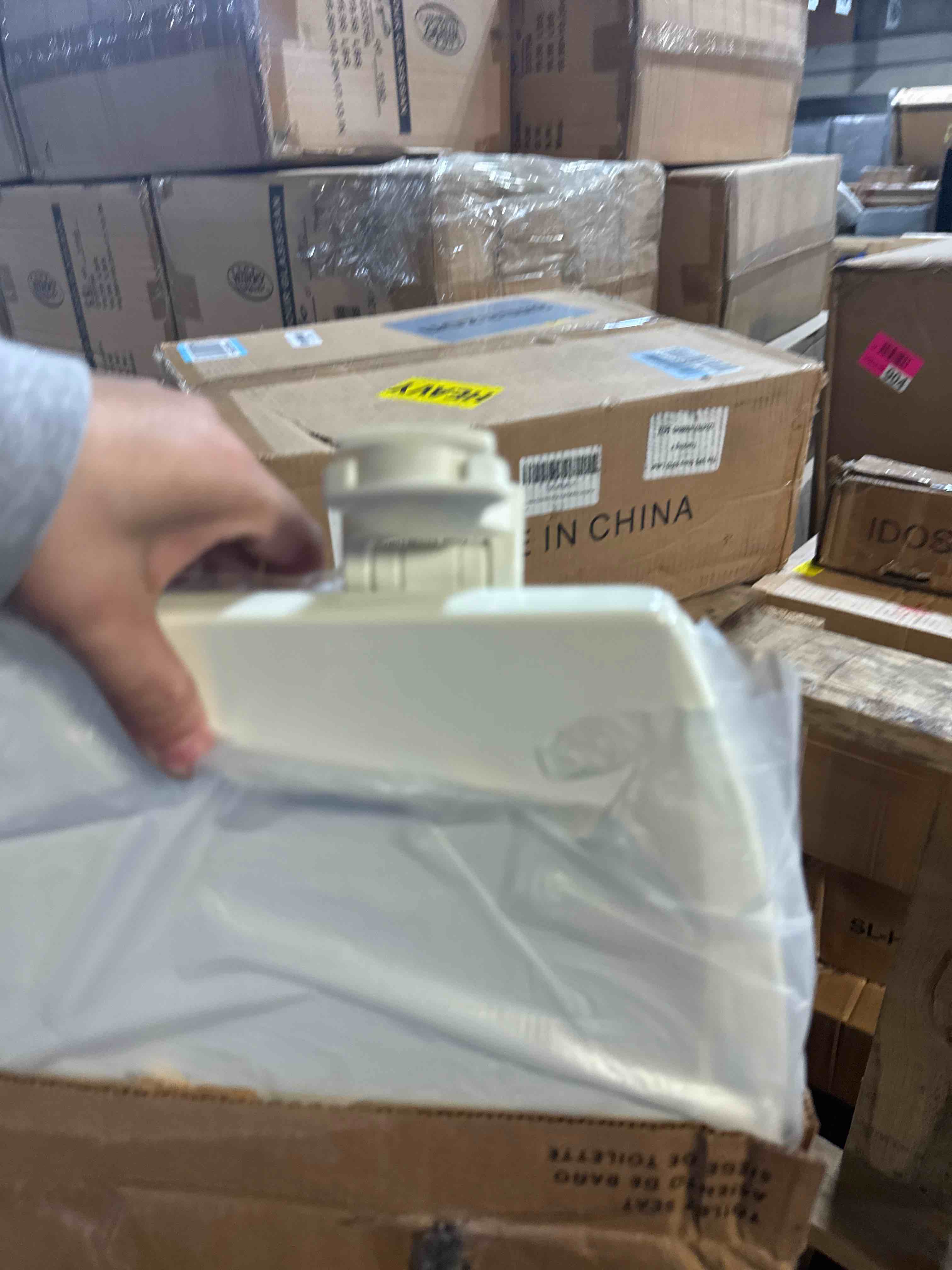 Condition photo showing New/Like New for Bemis Elongated Enameled Wood Toilet Seat in Biscuit with Easy•Clean? Hinge