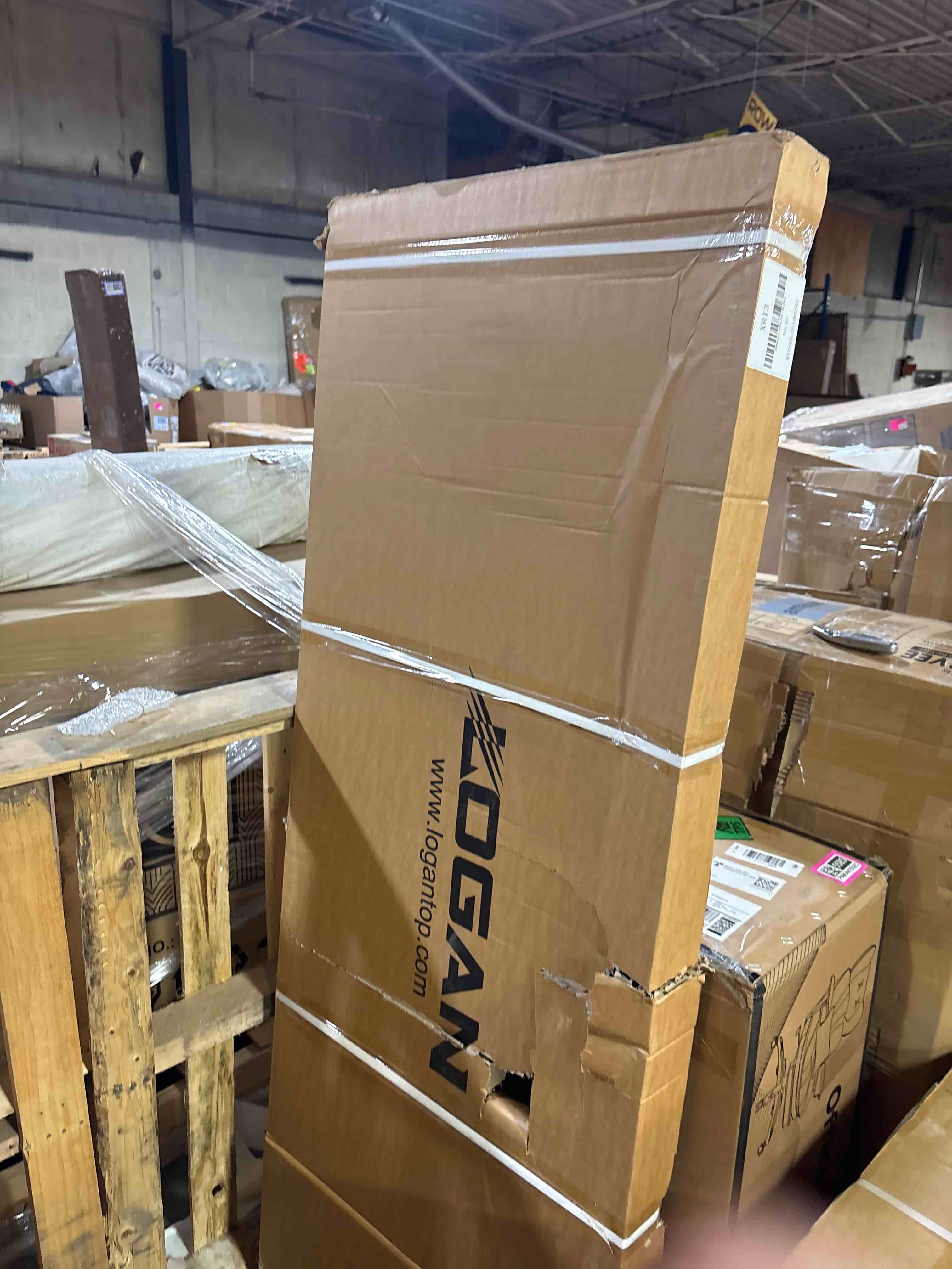 Condition photo showing Good Condition for Logan Tonneau Cover Soft Tri-Fold Truck Bed for 2019-2025 Chevrolet Silverado/GMC Sierra 1500 5.8ft,Truck Bed Covers Compatible with 2019-2025 Silverado/GMC Sierra 1500 Tonneau Cover 5.8ft 69.9"