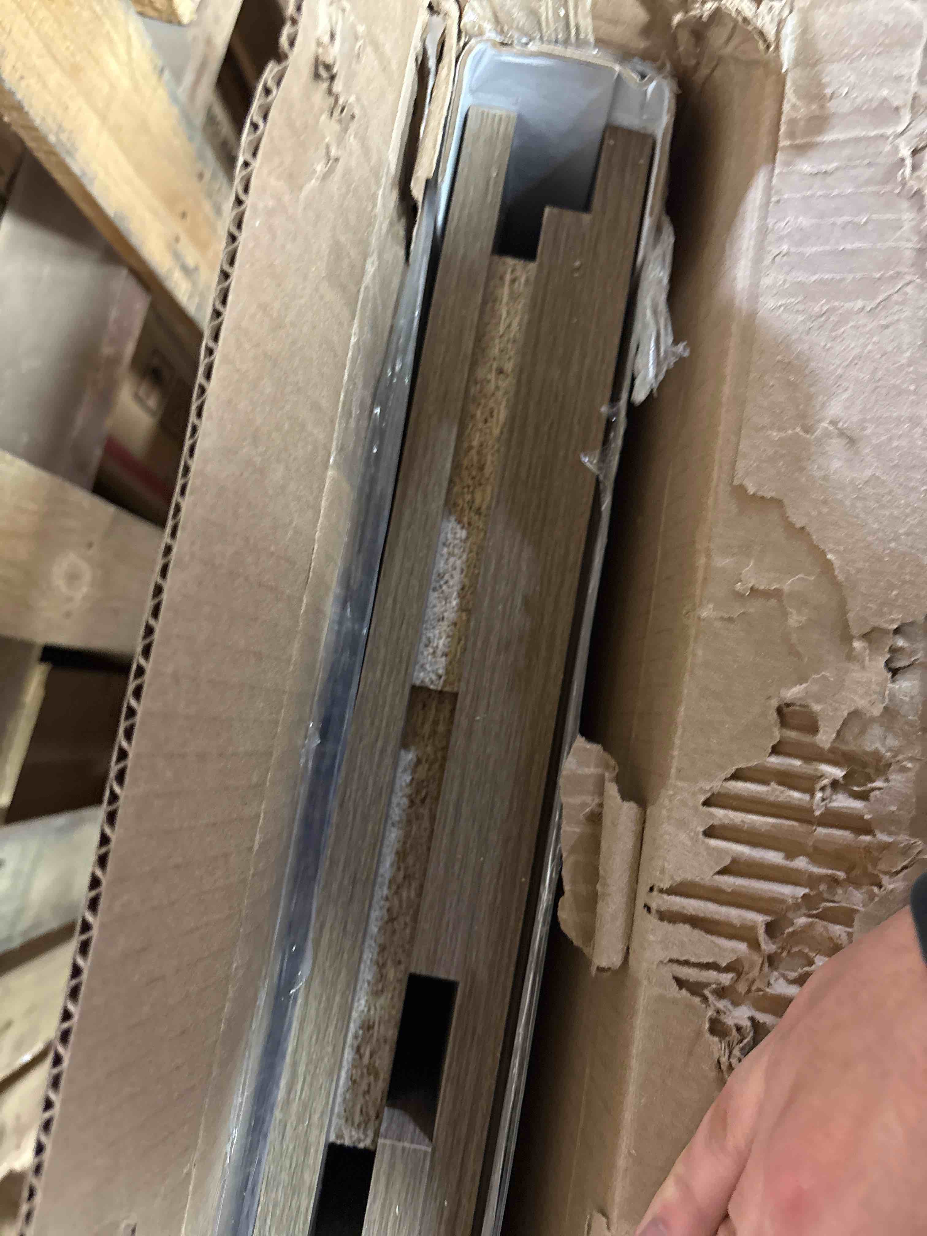 Condition photo showing Good Condition for Katsuki Bedroom Platform (Set of 4) INCOMPLETE 