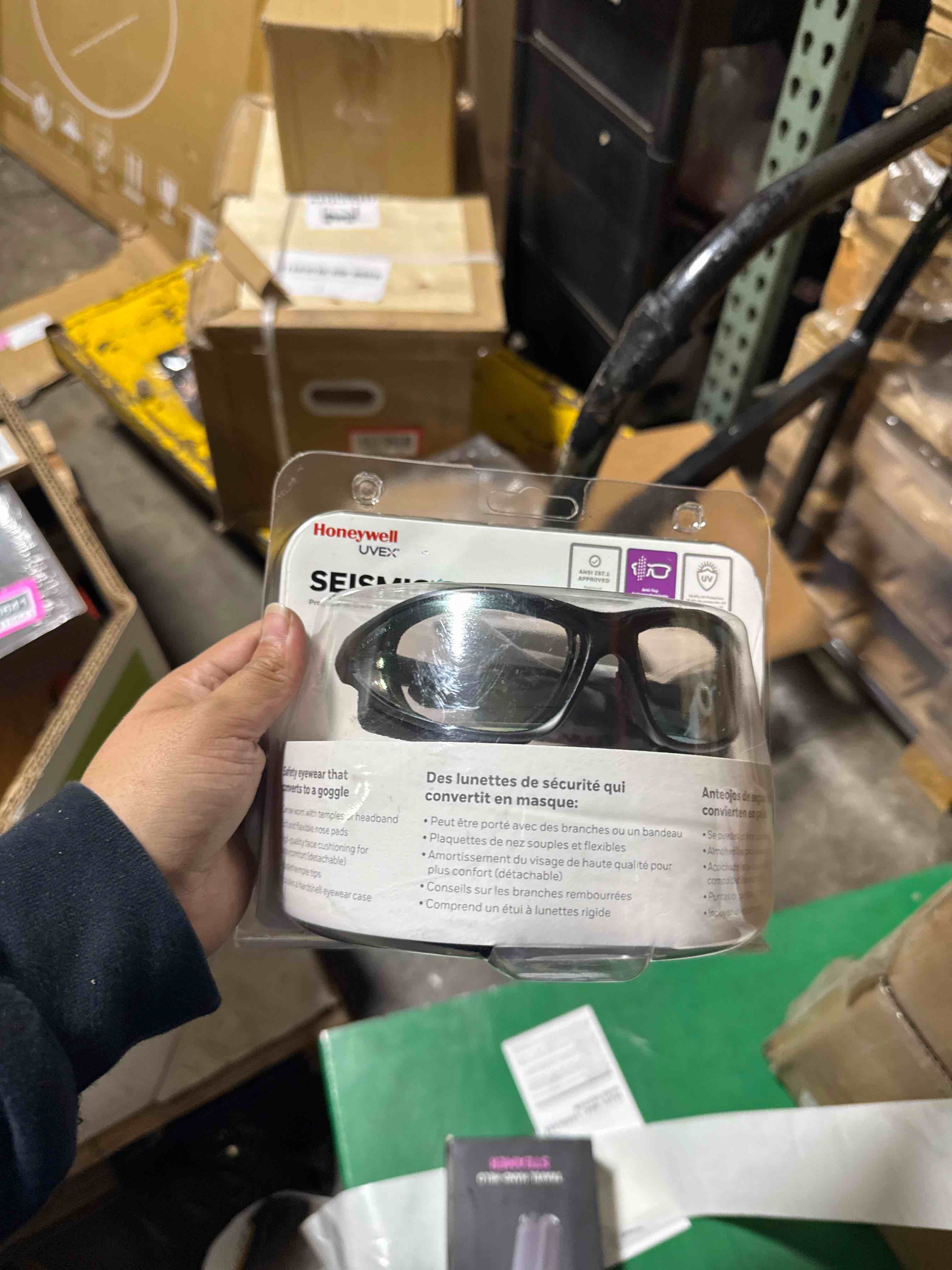 Condition photo showing New/Like New for Honeywell RWS-51044, Uvex Seismic 2-In-1 Eyewear and Goggle Kit