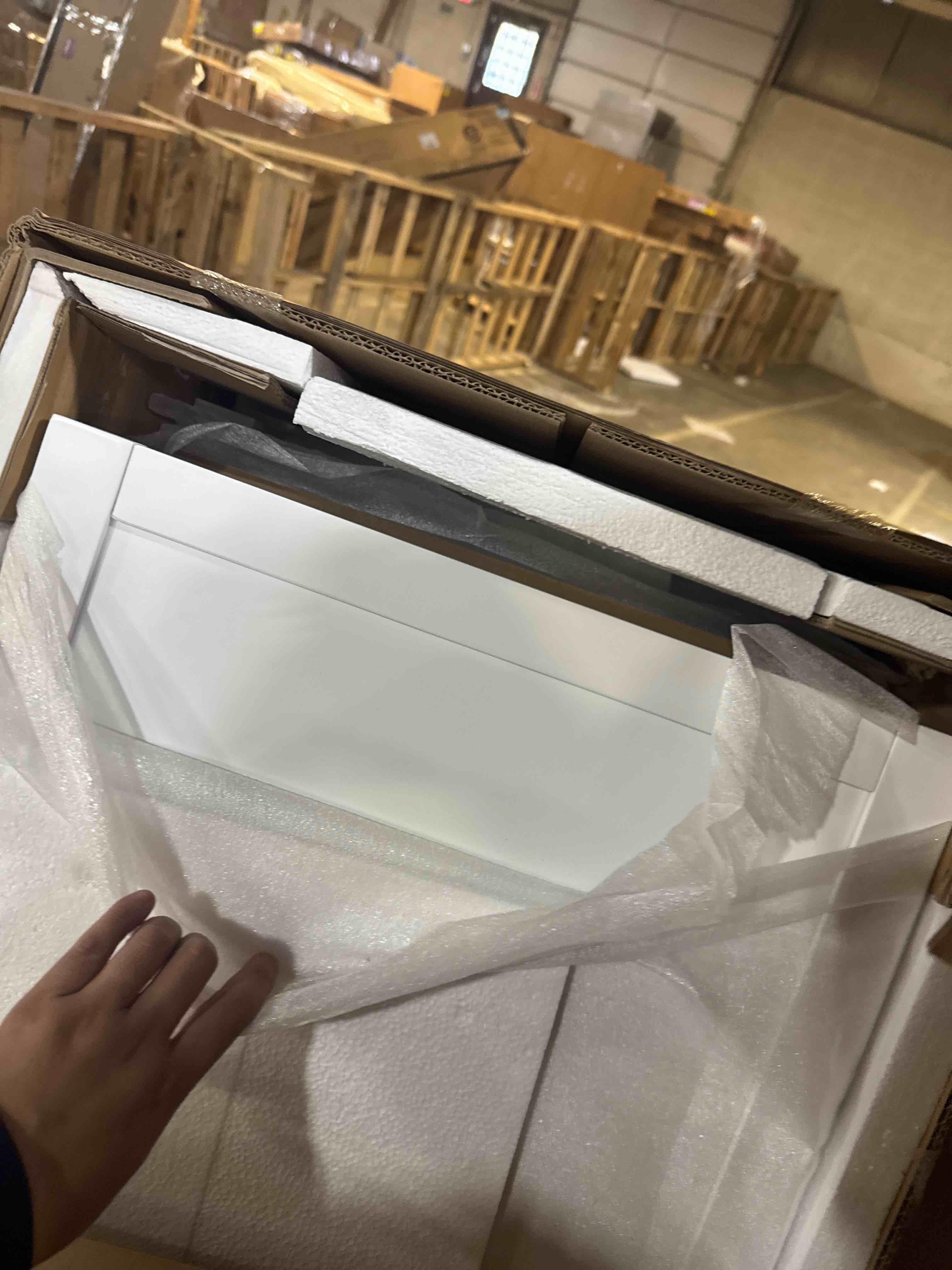 Condition photo showing New/Like New for Graco Theo 6 Drawer Dresser (White) - GREENGUARD Gold Certified, Interlocking Drawer System, Dresser Drawer Organizer for Nursery & Kids Bedroom
