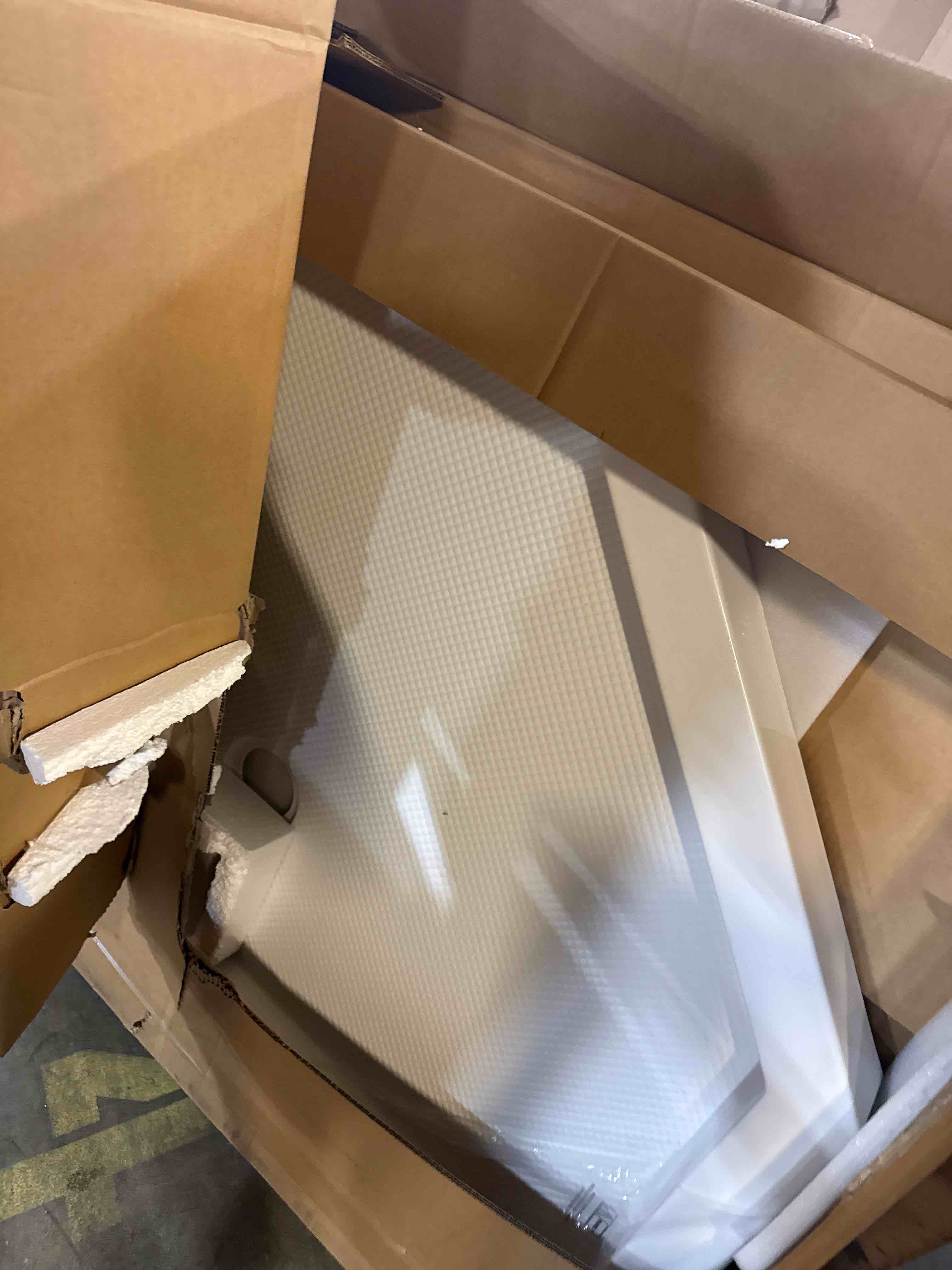 Condition photo showing New/Like New for DreamLine SlimLine 36" x 36" Neo-Angle Shower Base with Corner Drain