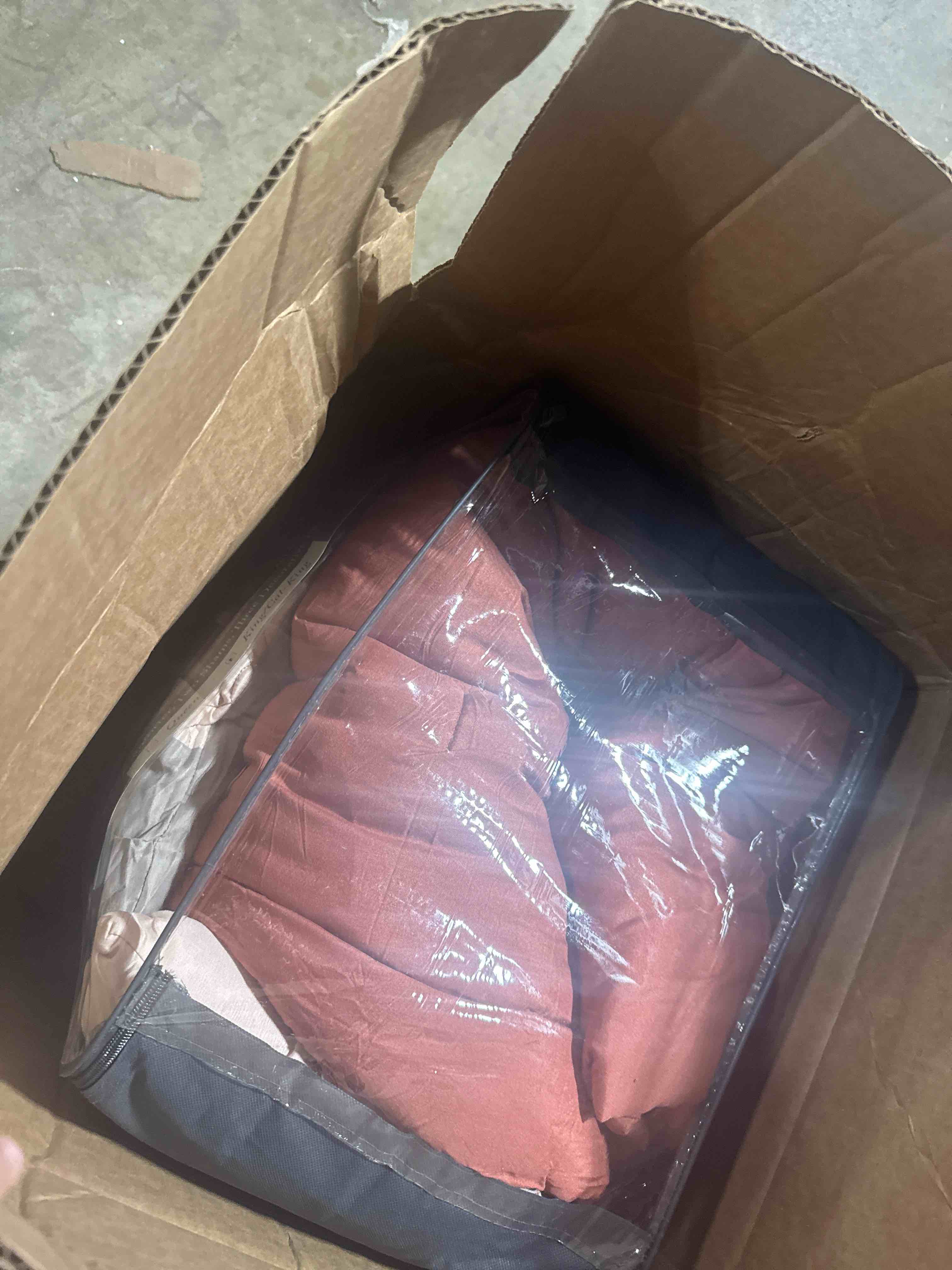 https://s3.amazonaws.com/lotting-images-prod/phillipi/PNK4415898_1774879263354.jpeg