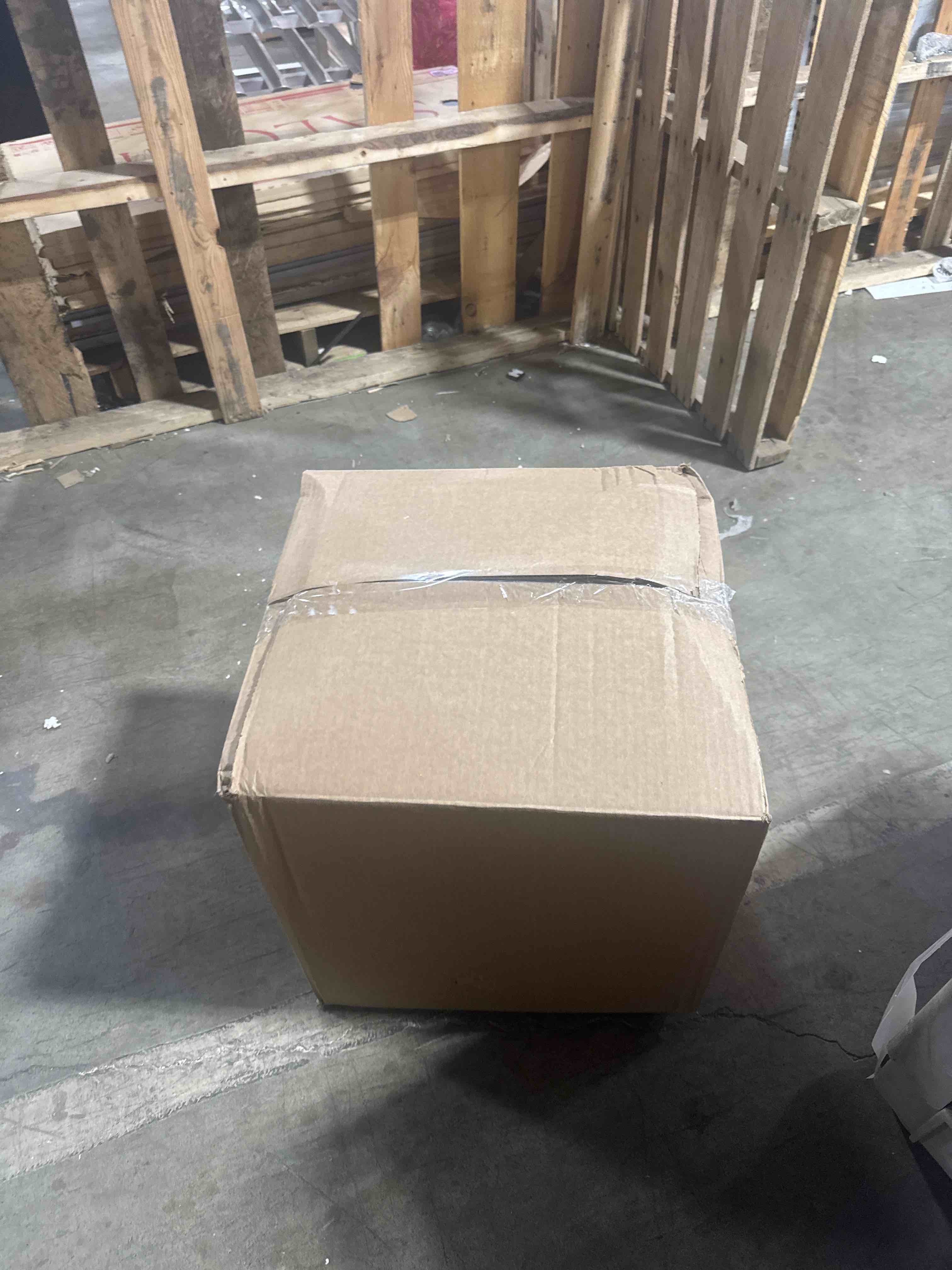 https://s3.amazonaws.com/lotting-images-prod/phillipi/PNK4415898_1774879277447.jpeg