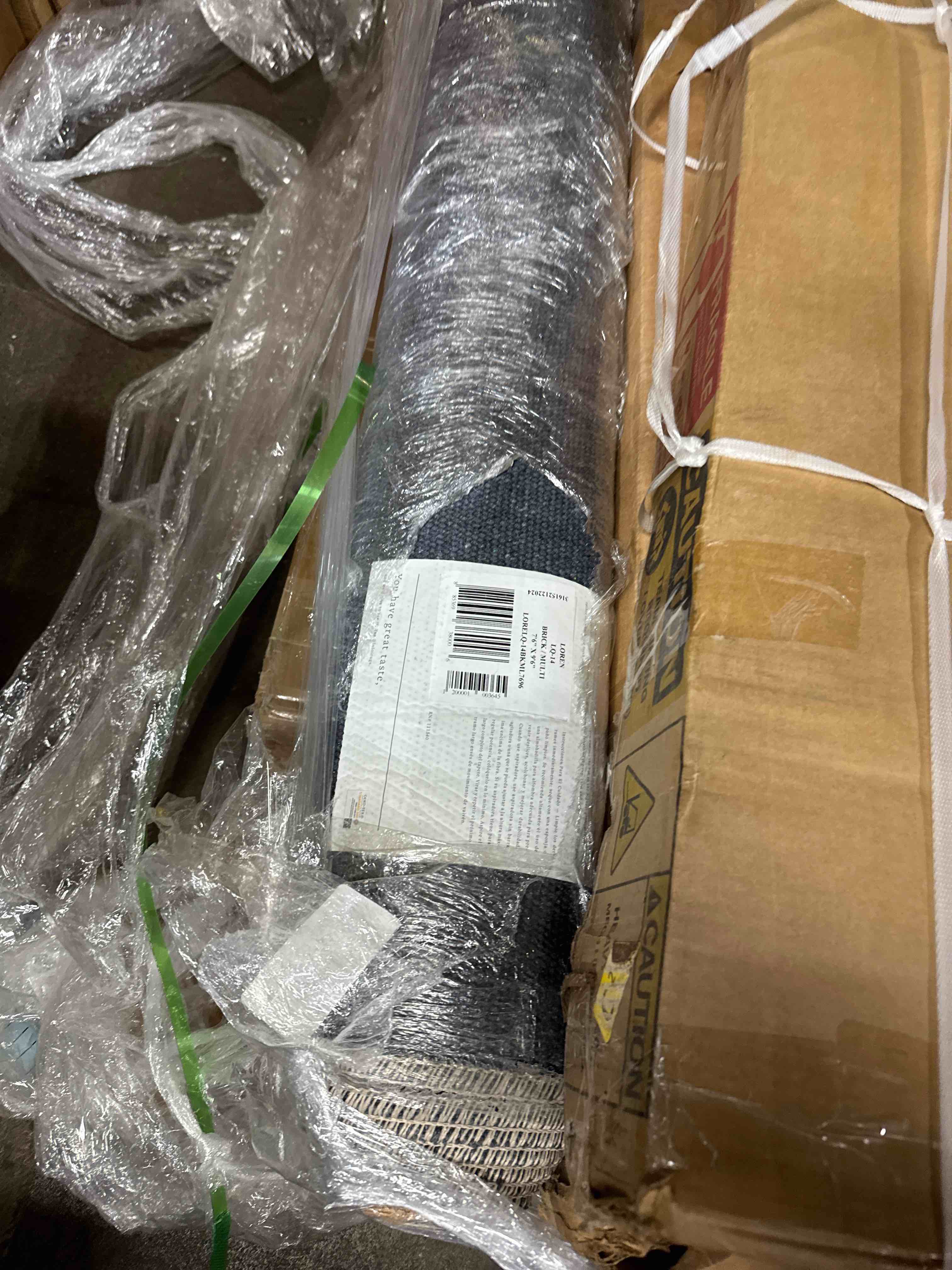 Condition photo showing New/Like New for loloi ii loren collection lq-14 brick / multi oriental area rug 7 -6  x 9 -6